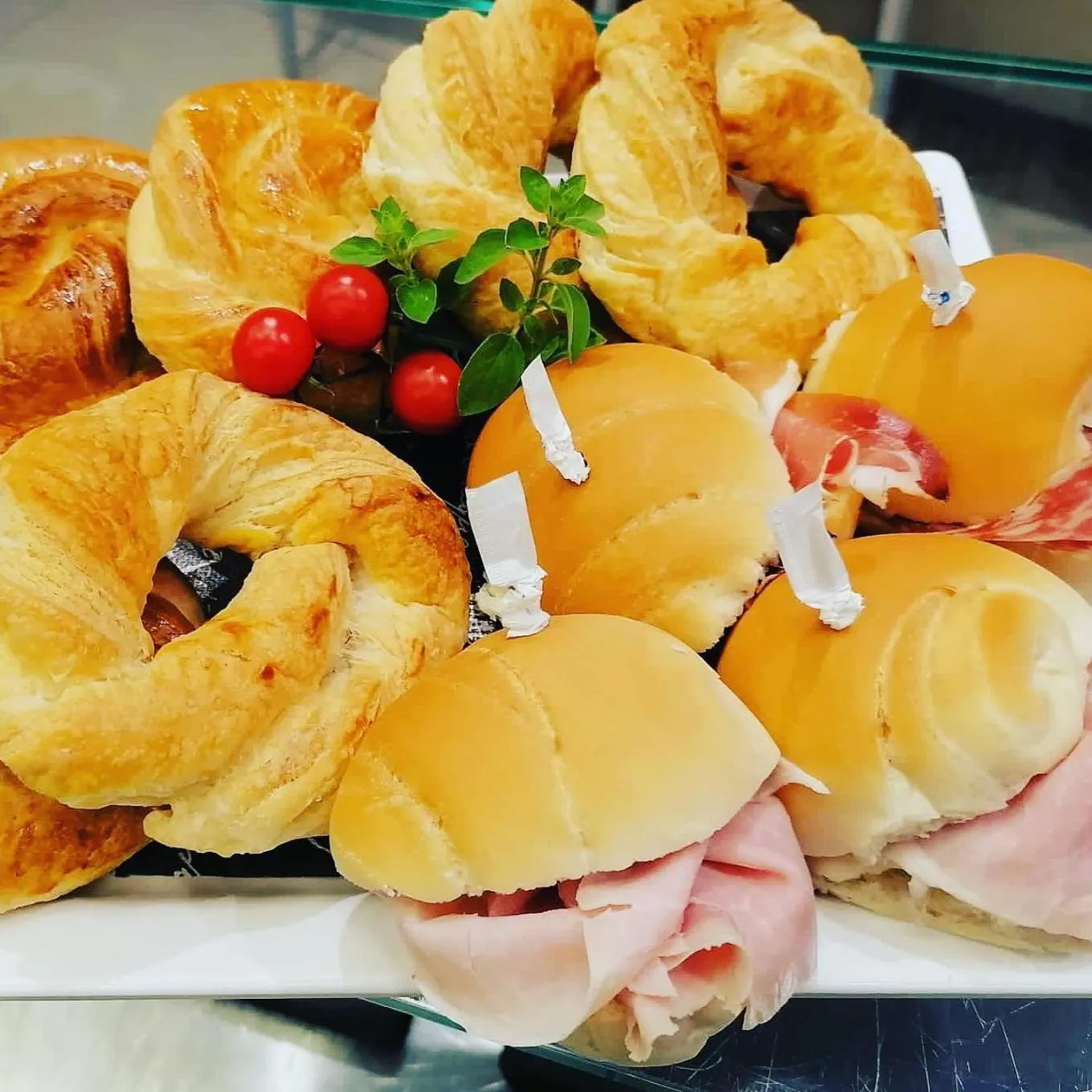 Restaurant/places to eat in Hotel Enjoy