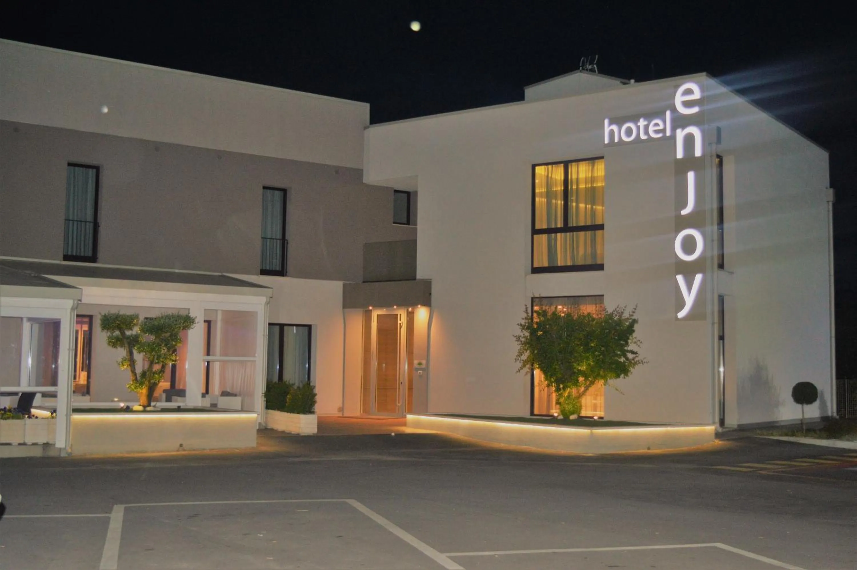 Property building in Hotel Enjoy