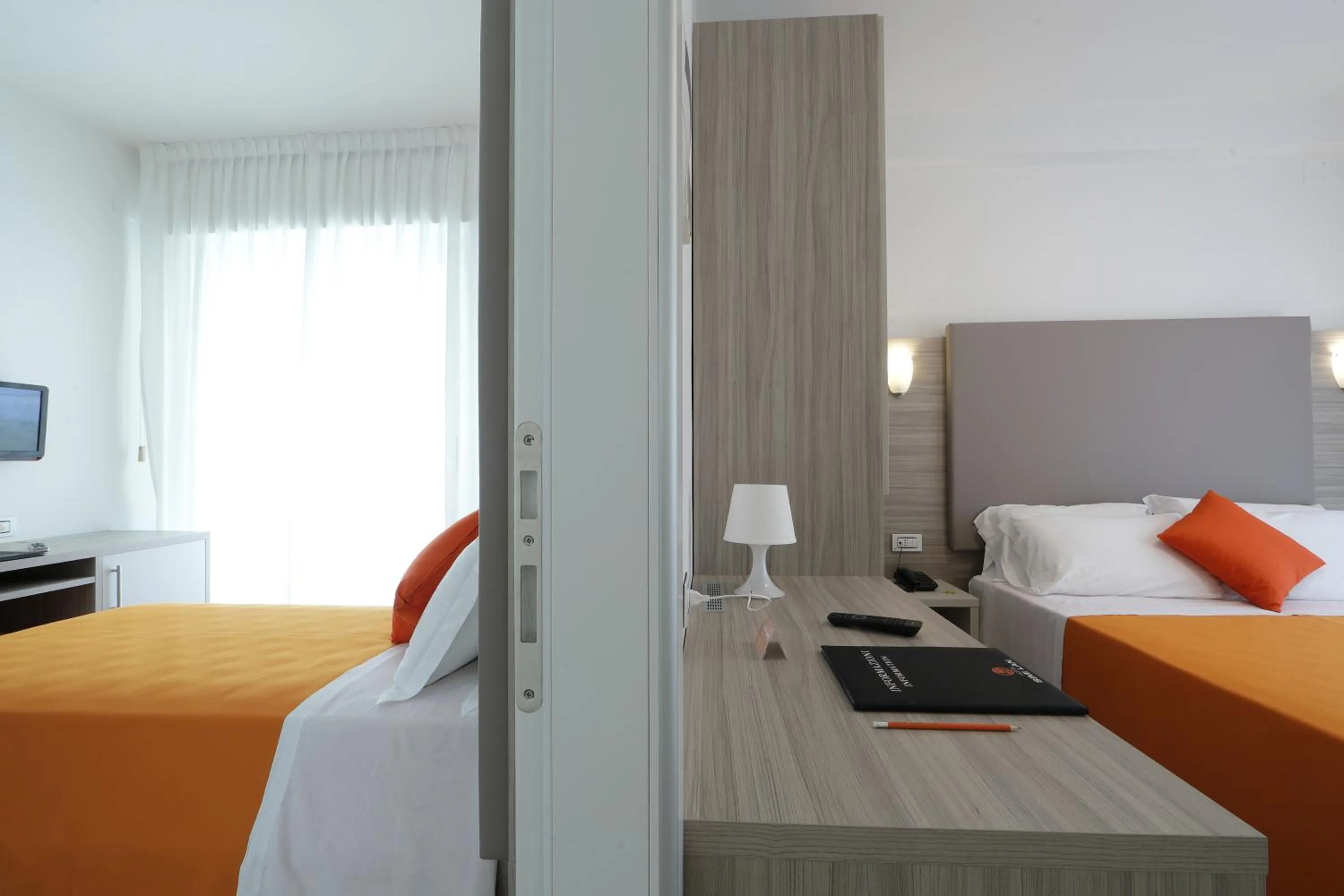 Photo of the whole room, Bed in Hotel Simi Lan