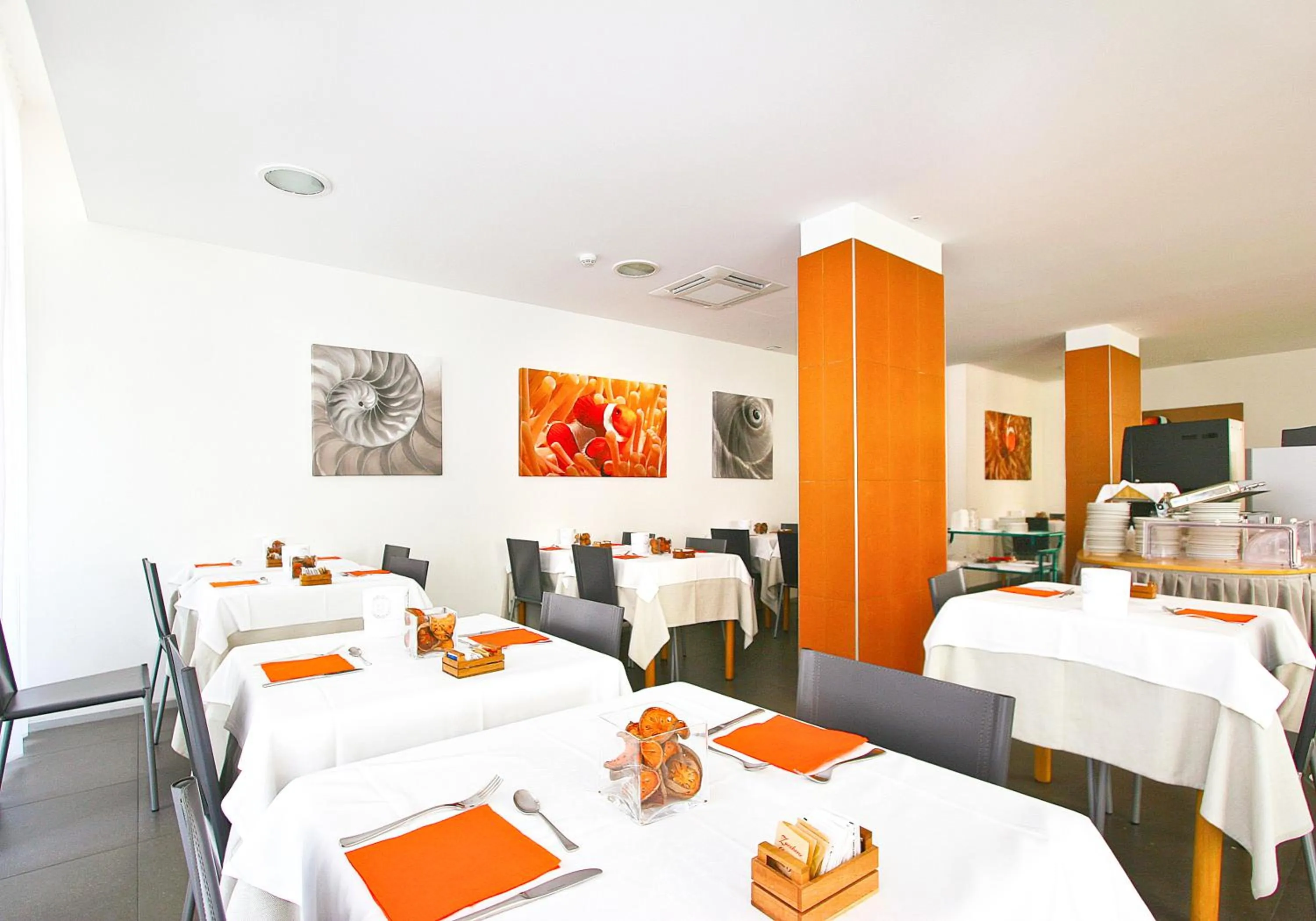 Lounge or bar in Hotel Simi Lan