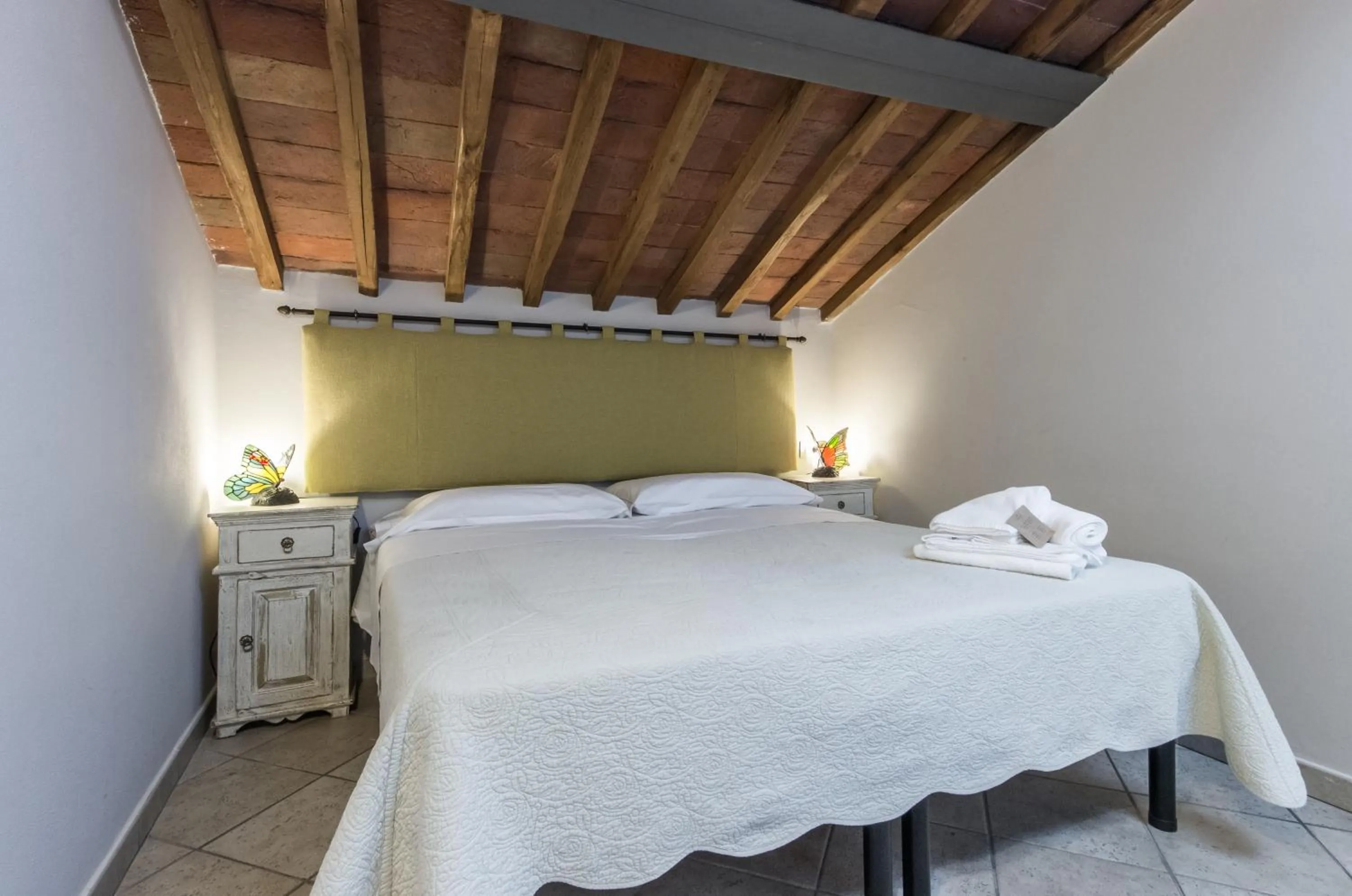Bedroom, Bed in I Terzi Di Siena - Rooms Only