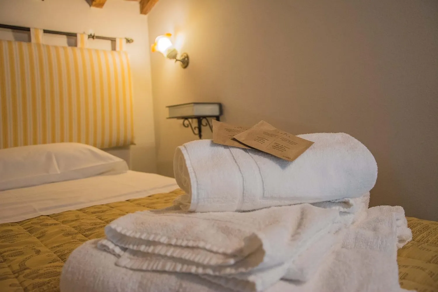 Decorative detail, Bed in I Terzi Di Siena - Rooms Only