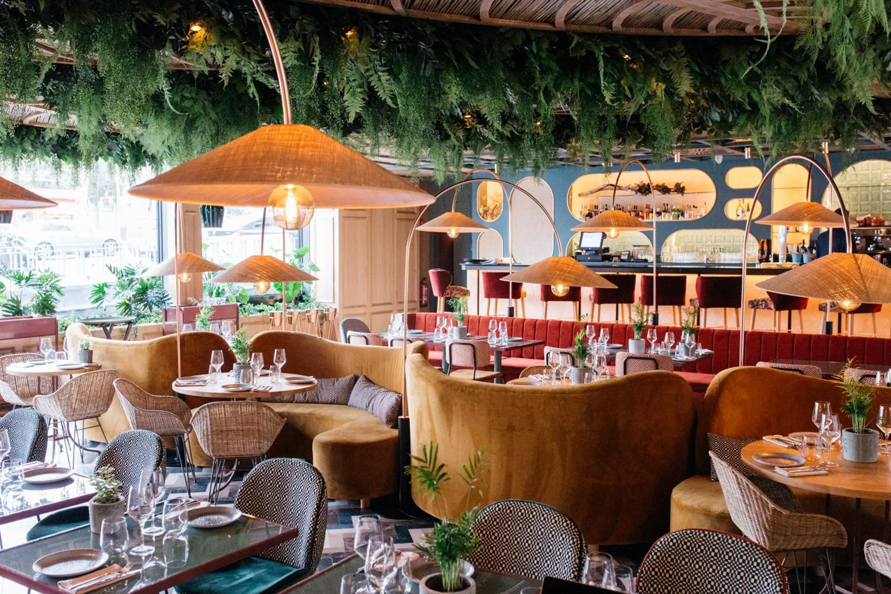 Restaurant/places to eat in VP Plaza España Design