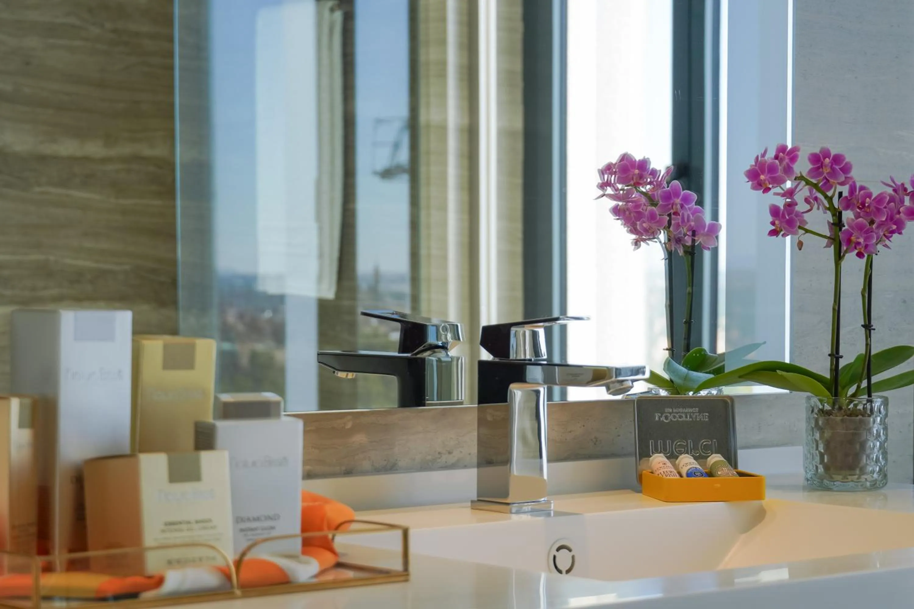 Bathroom in VP Plaza España Design