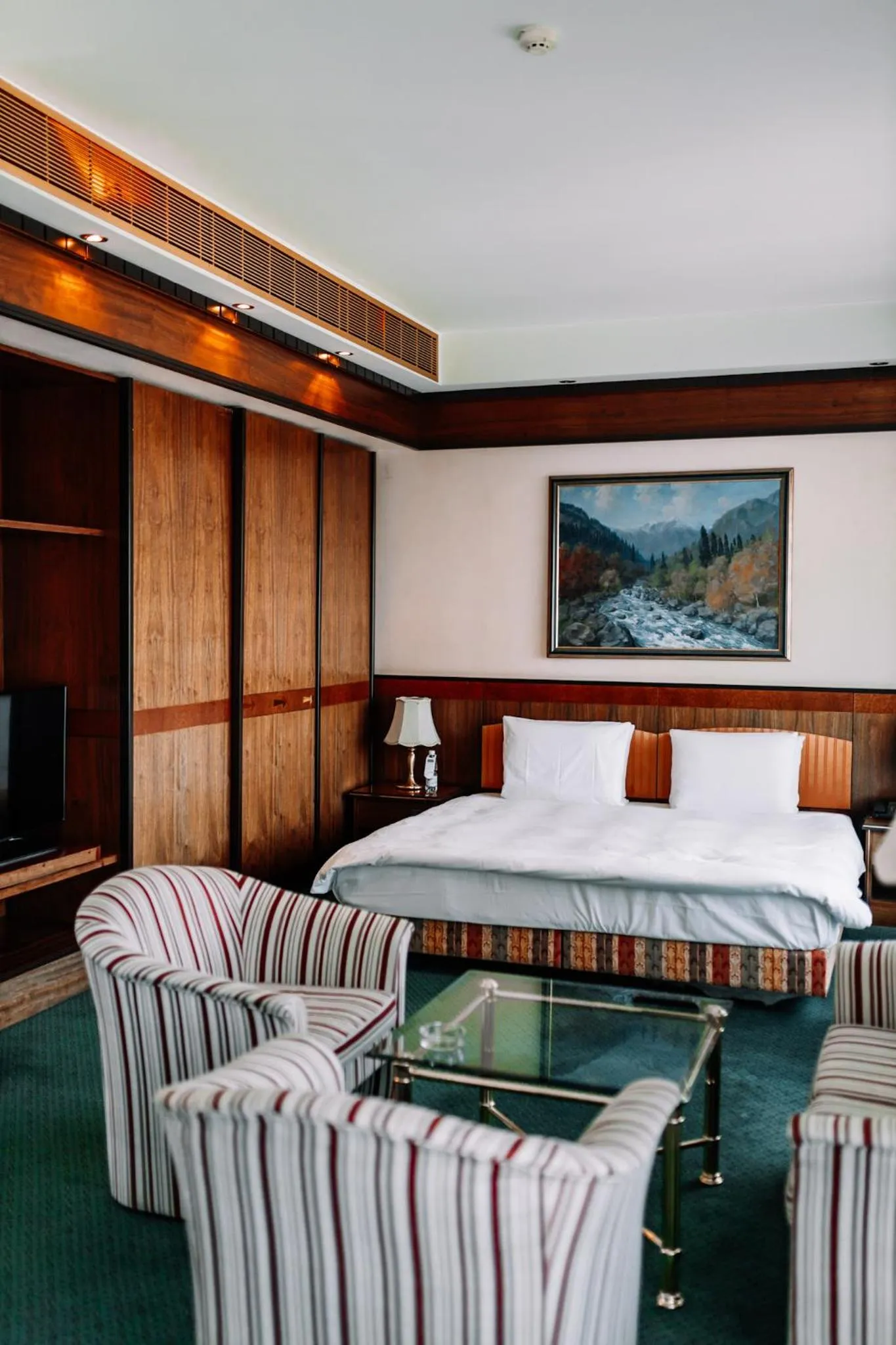 Bedroom, Bed in Rahat Palace Hotel