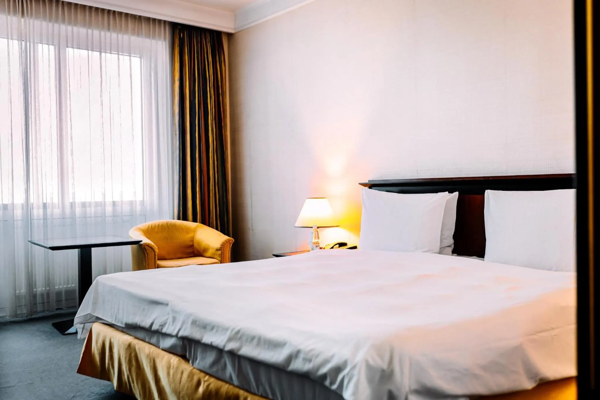 Bedroom, Bed in Rahat Palace Hotel