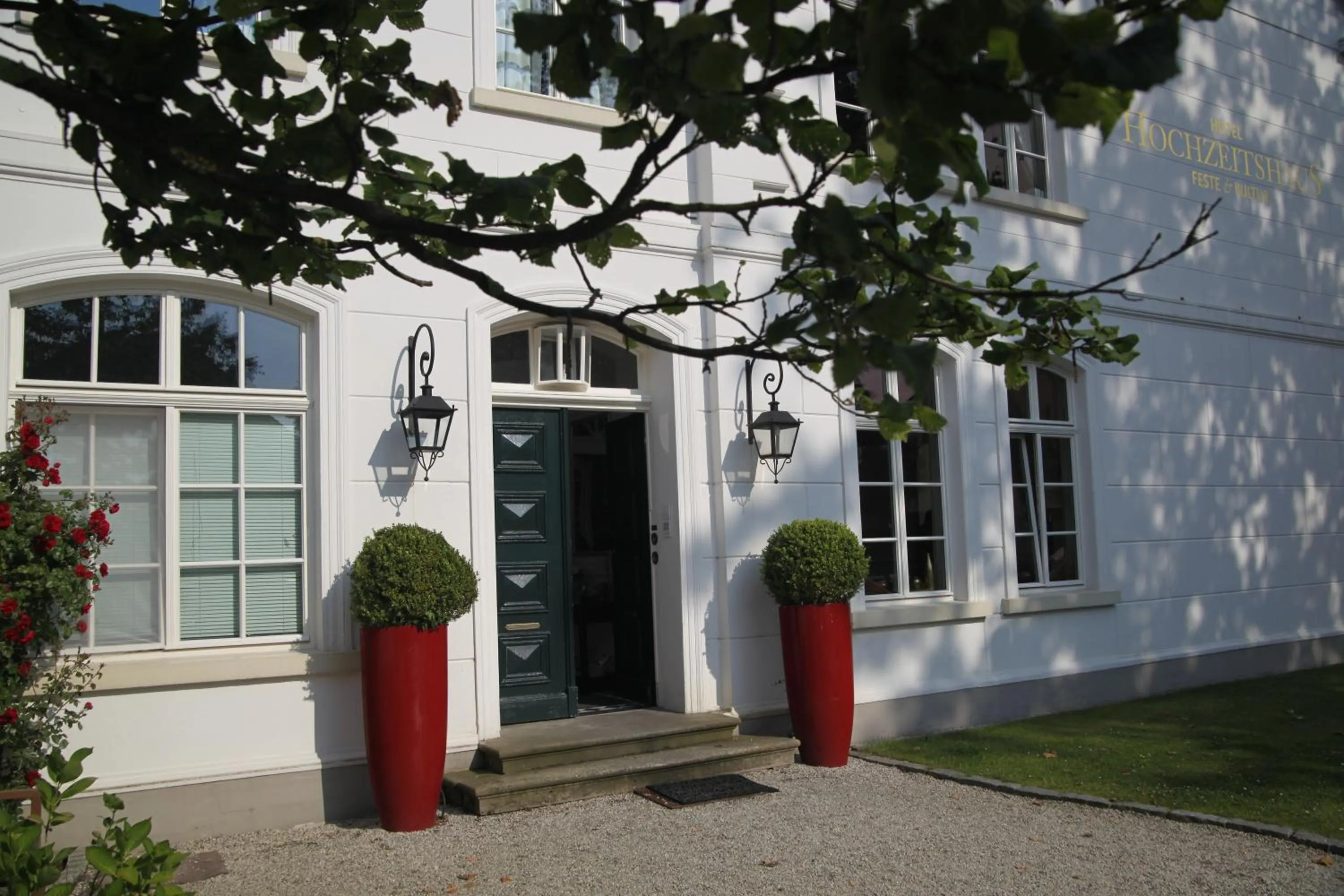 Facade/entrance in Hotel Hochzeitshaus