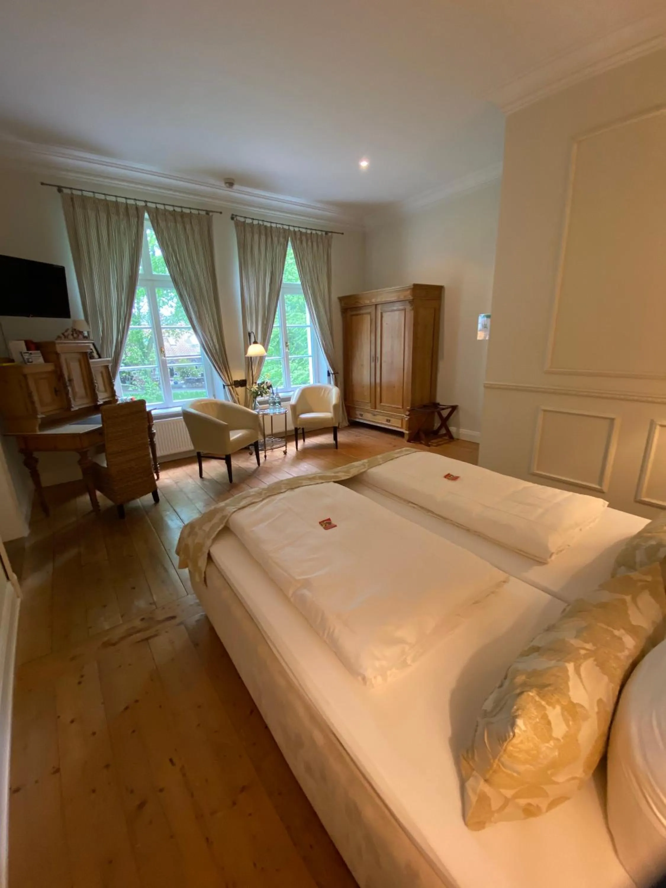 Bed in Hotel Hochzeitshaus