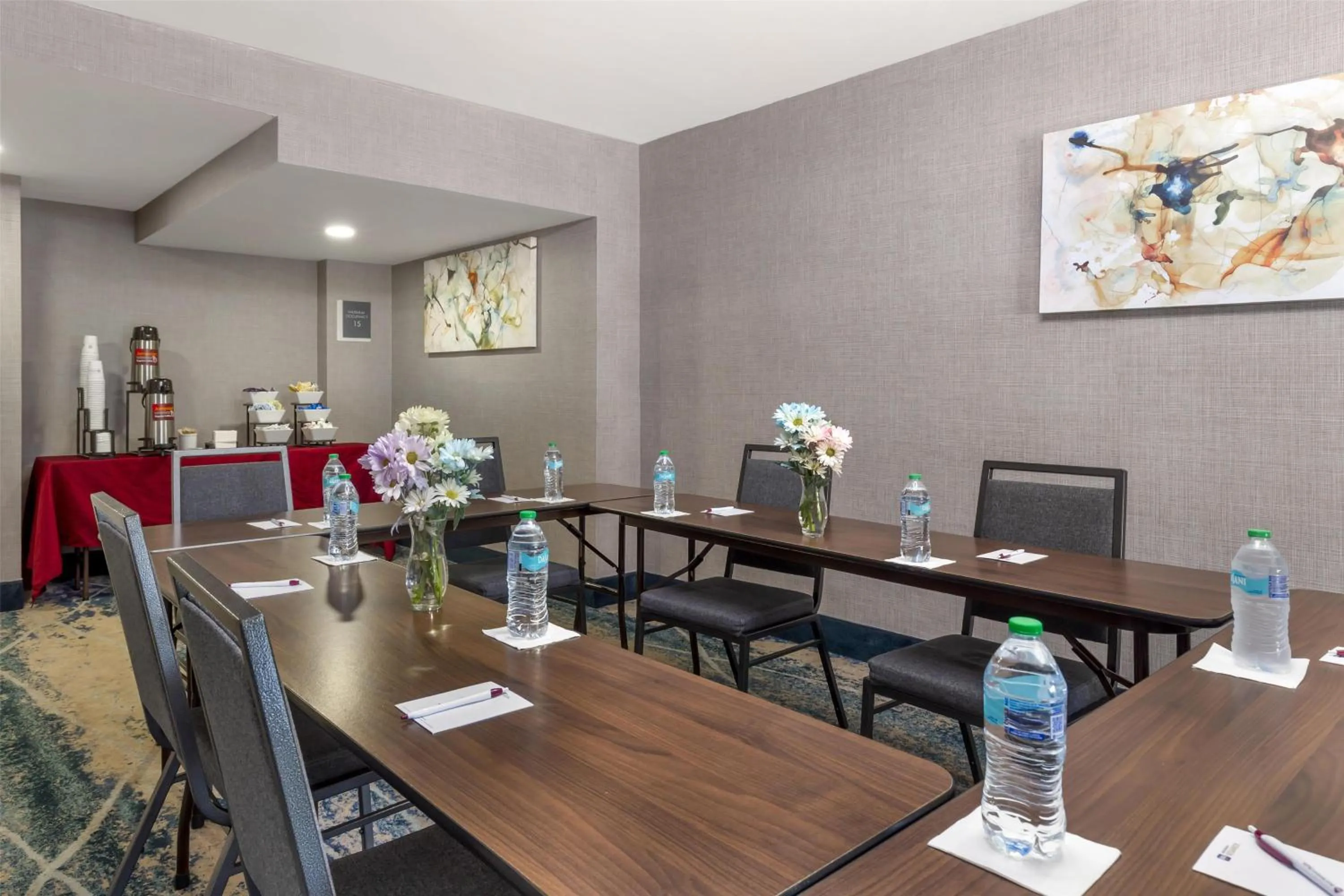 Meeting/conference room in Best Western Plus Raleigh Crabtree Valley Hotel