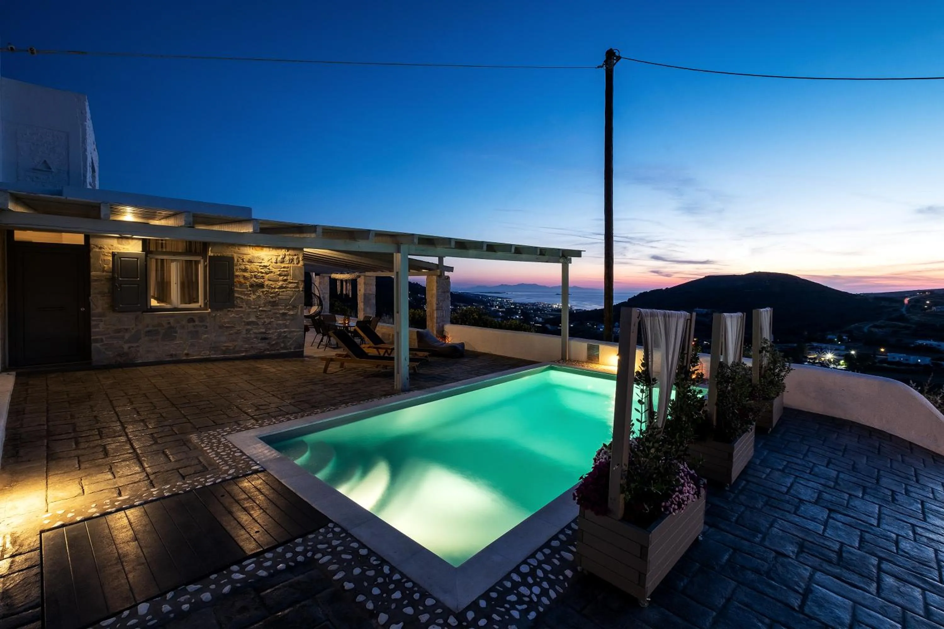 Swimming pool in Paros Villas Nereids