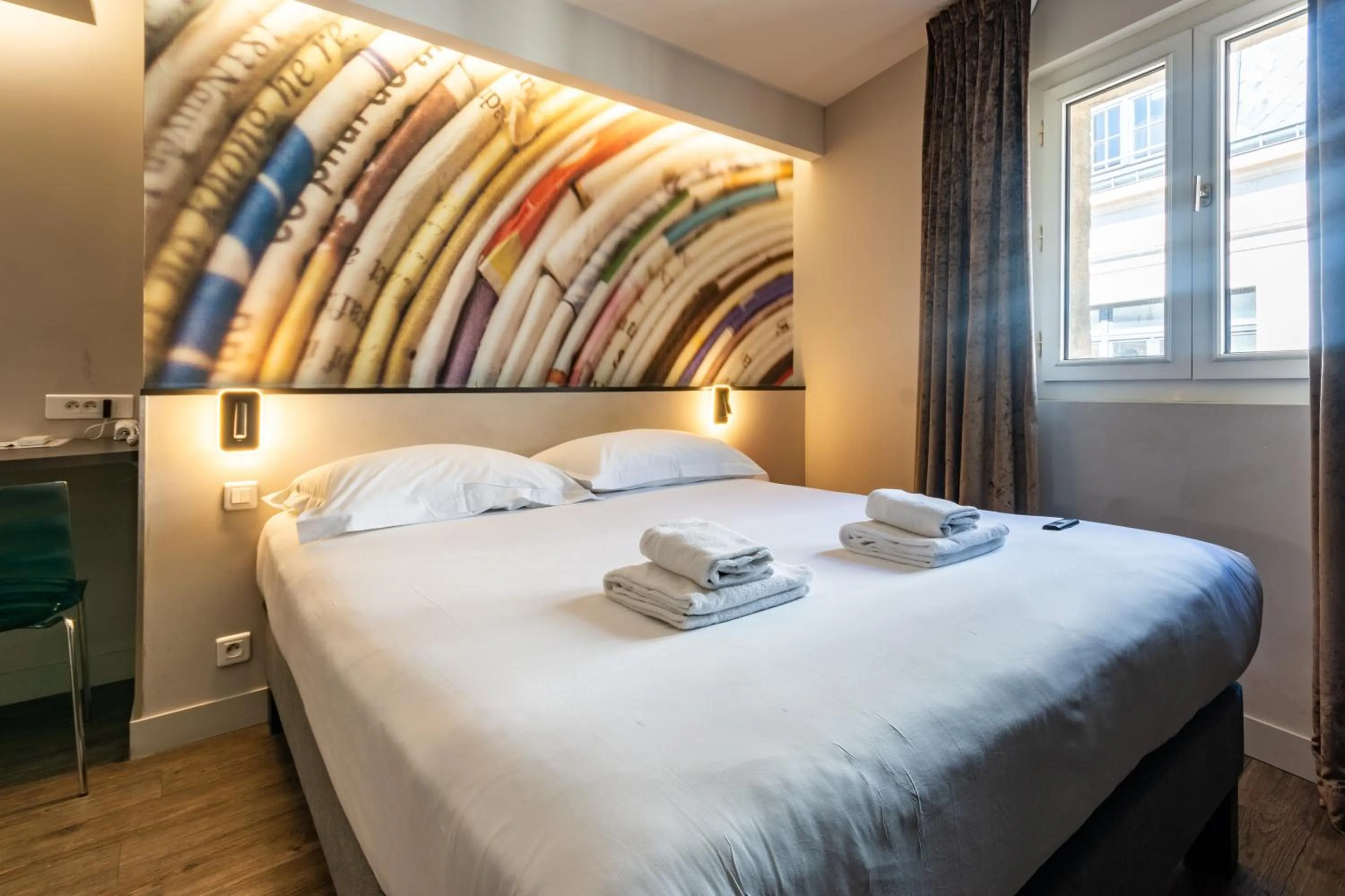 Bed in Urban Style Bordeaux Centre Hotel de la Presse