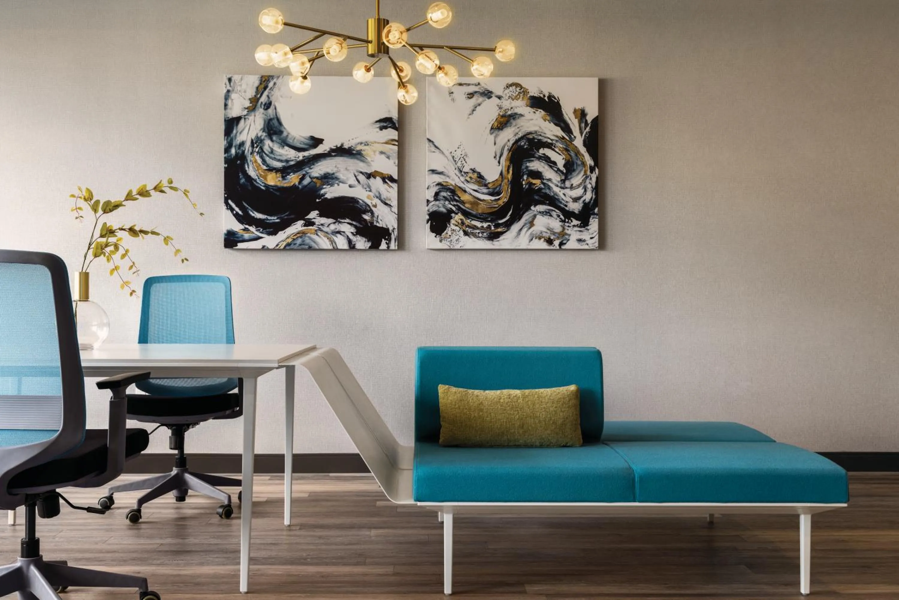 Seating area in Canadas Best Value Inn Saint John New Brunswick