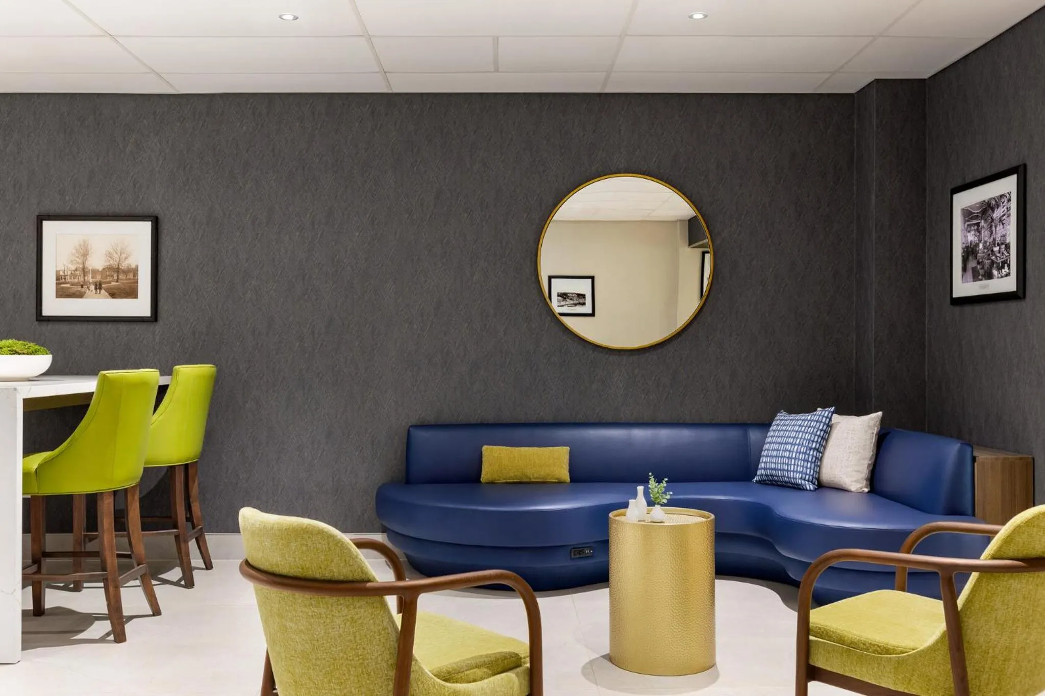 Property building in Canadas Best Value Inn Saint John New Brunswick