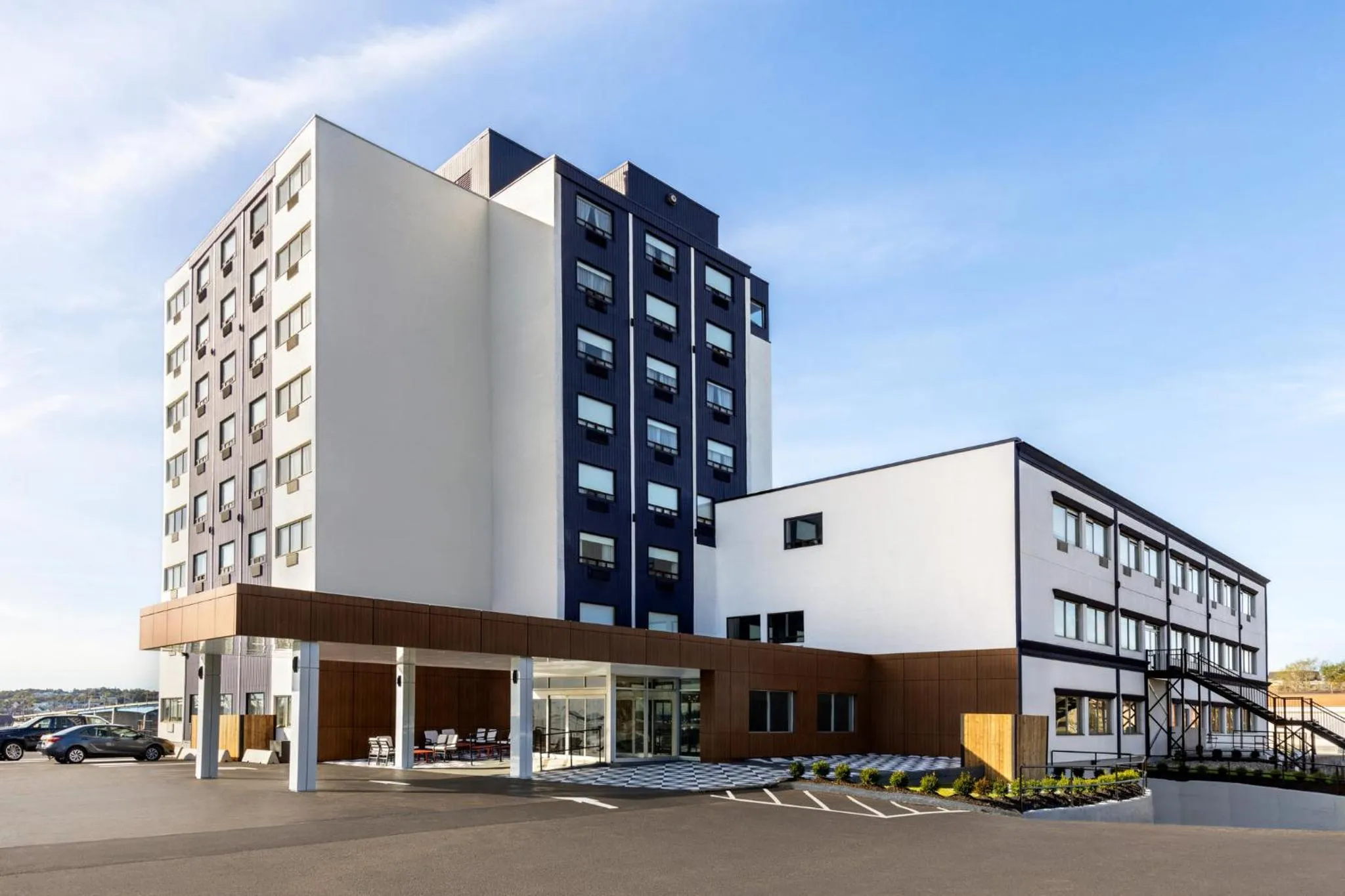 Property building in Canadas Best Value Inn Saint John New Brunswick