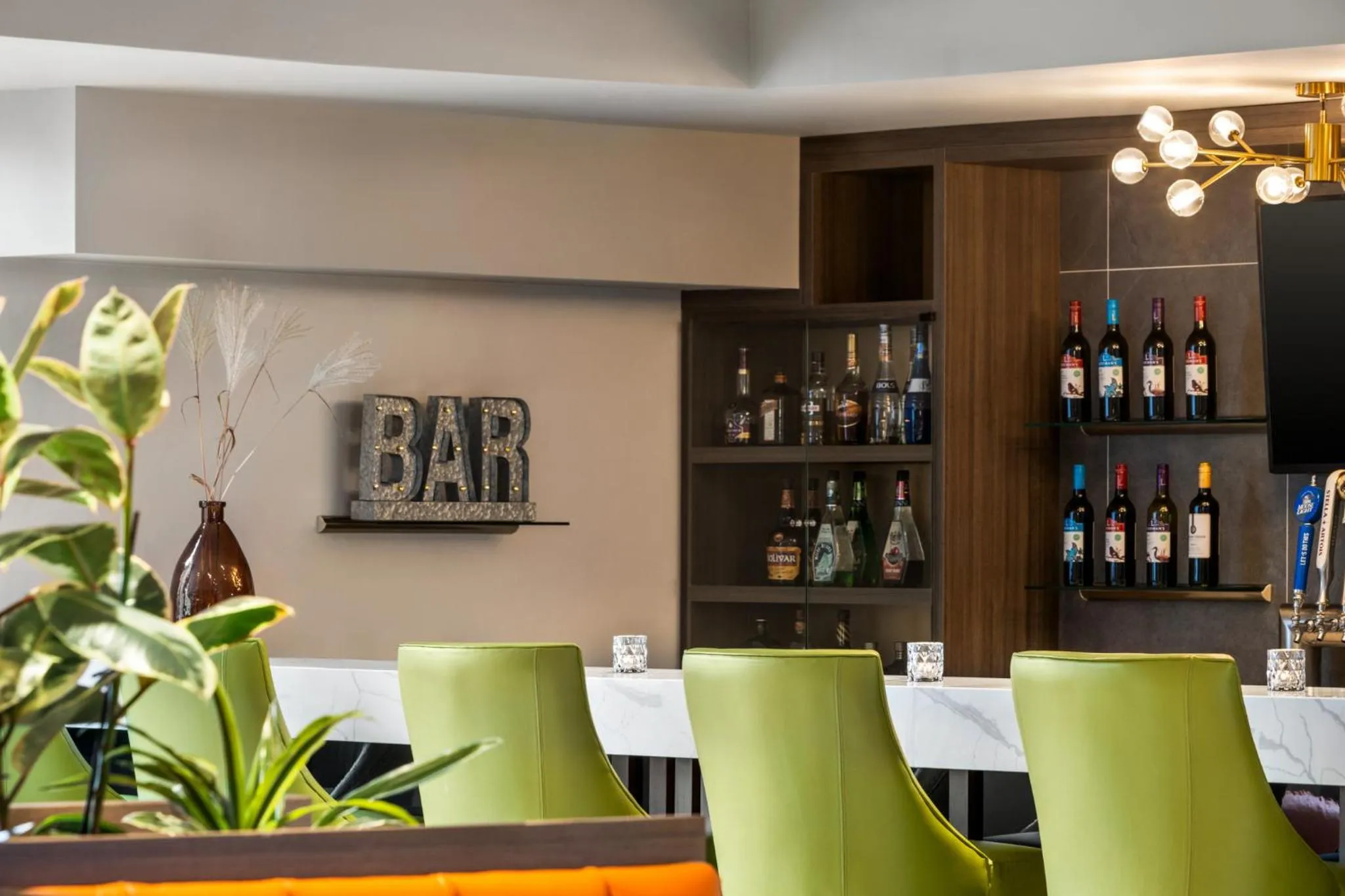 Lounge or bar in Canadas Best Value Inn Saint John New Brunswick