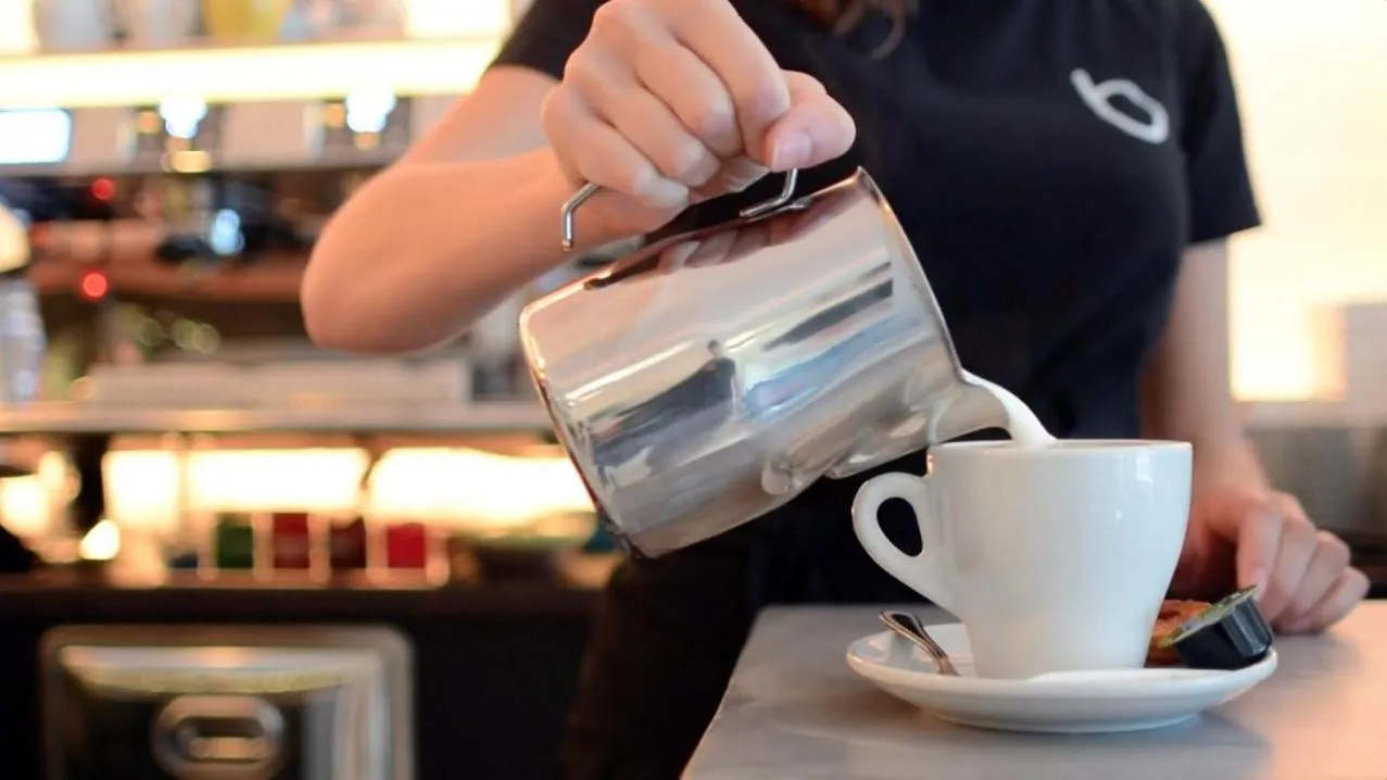 Food and drinks in Hotel Beez