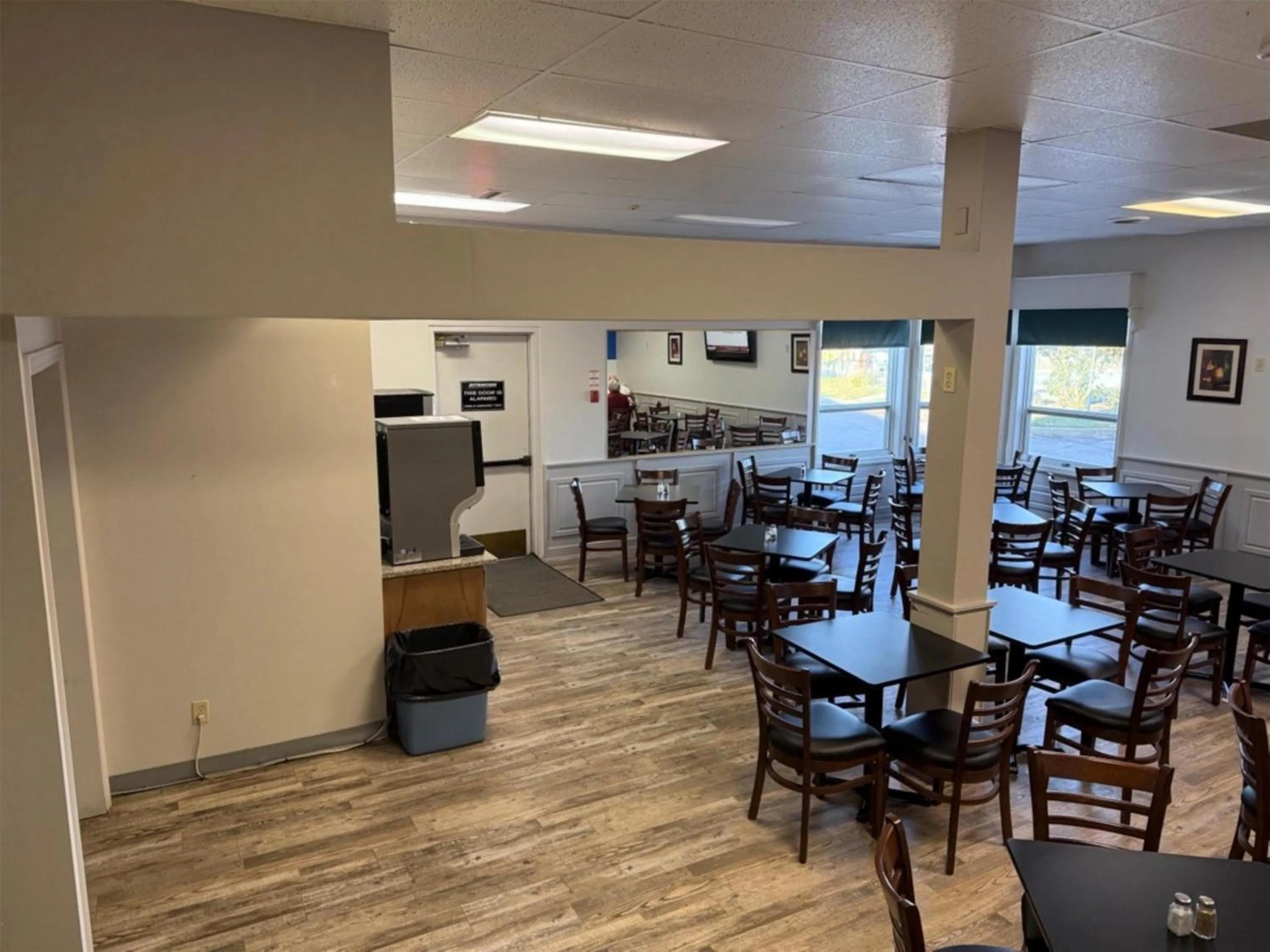 Breakfast in SureStay by Best Western Brockville