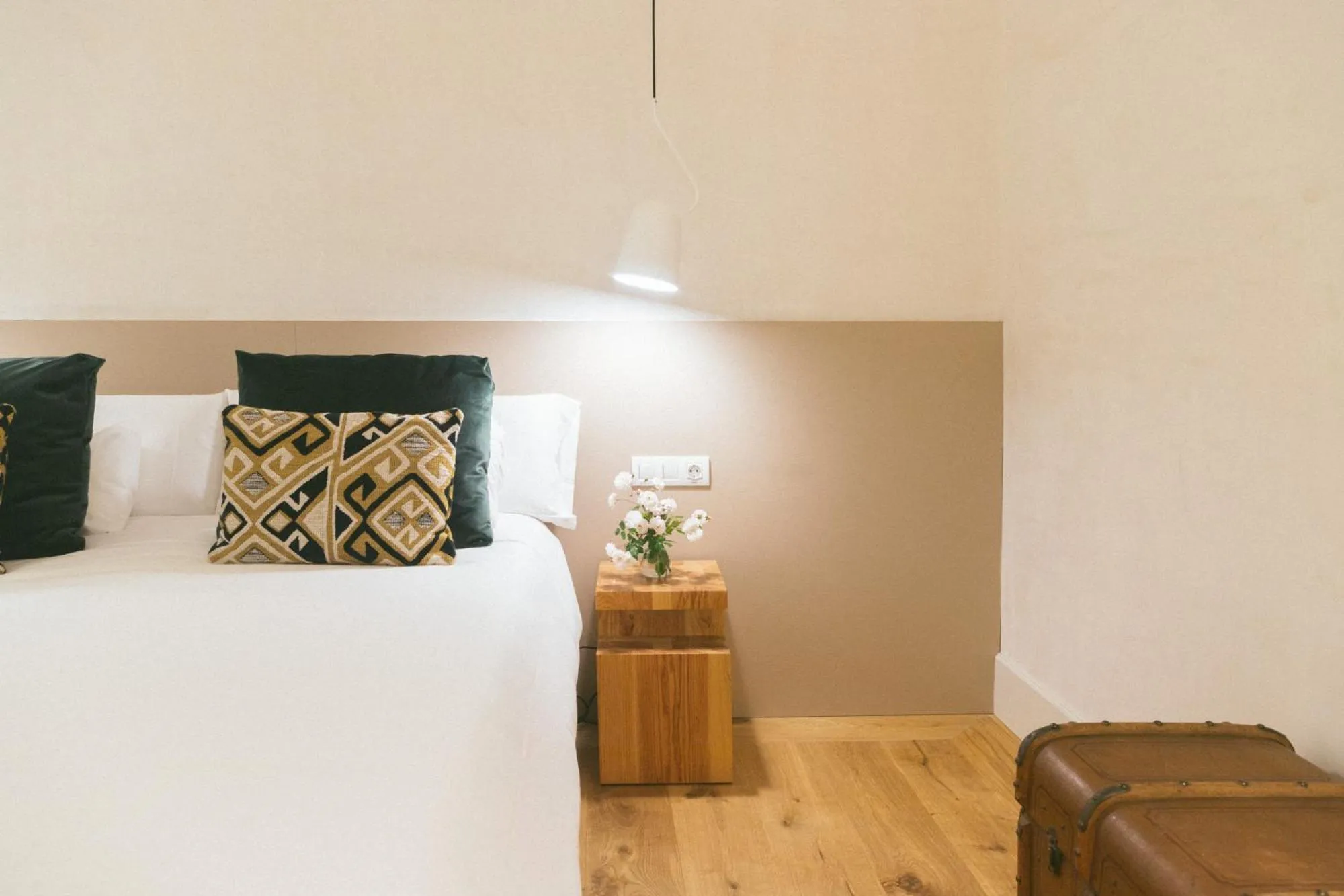 Bed in VEINTIUNO Emblematic Hotels - Adults Only