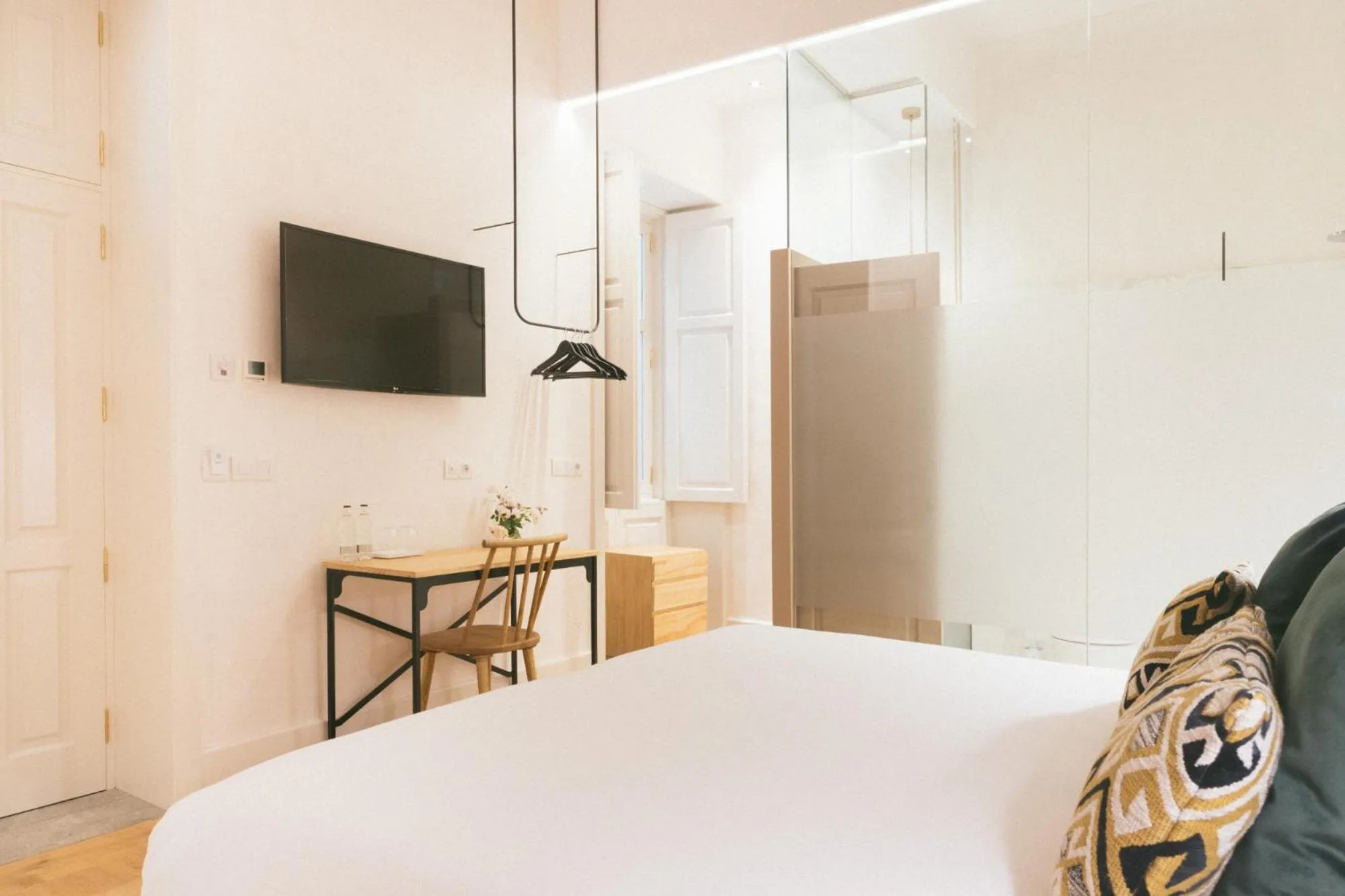 Bed in VEINTIUNO Emblematic Hotels - Adults Only