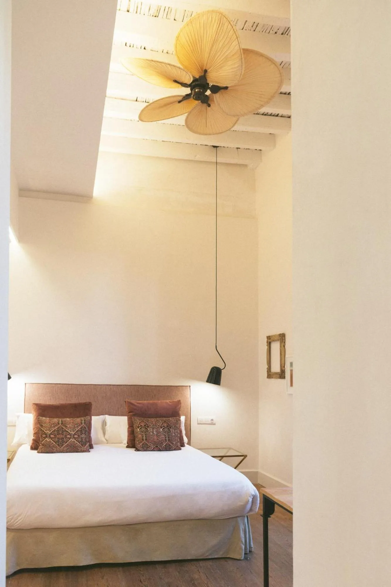 Bed in VEINTIUNO Emblematic Hotels - Adults Only