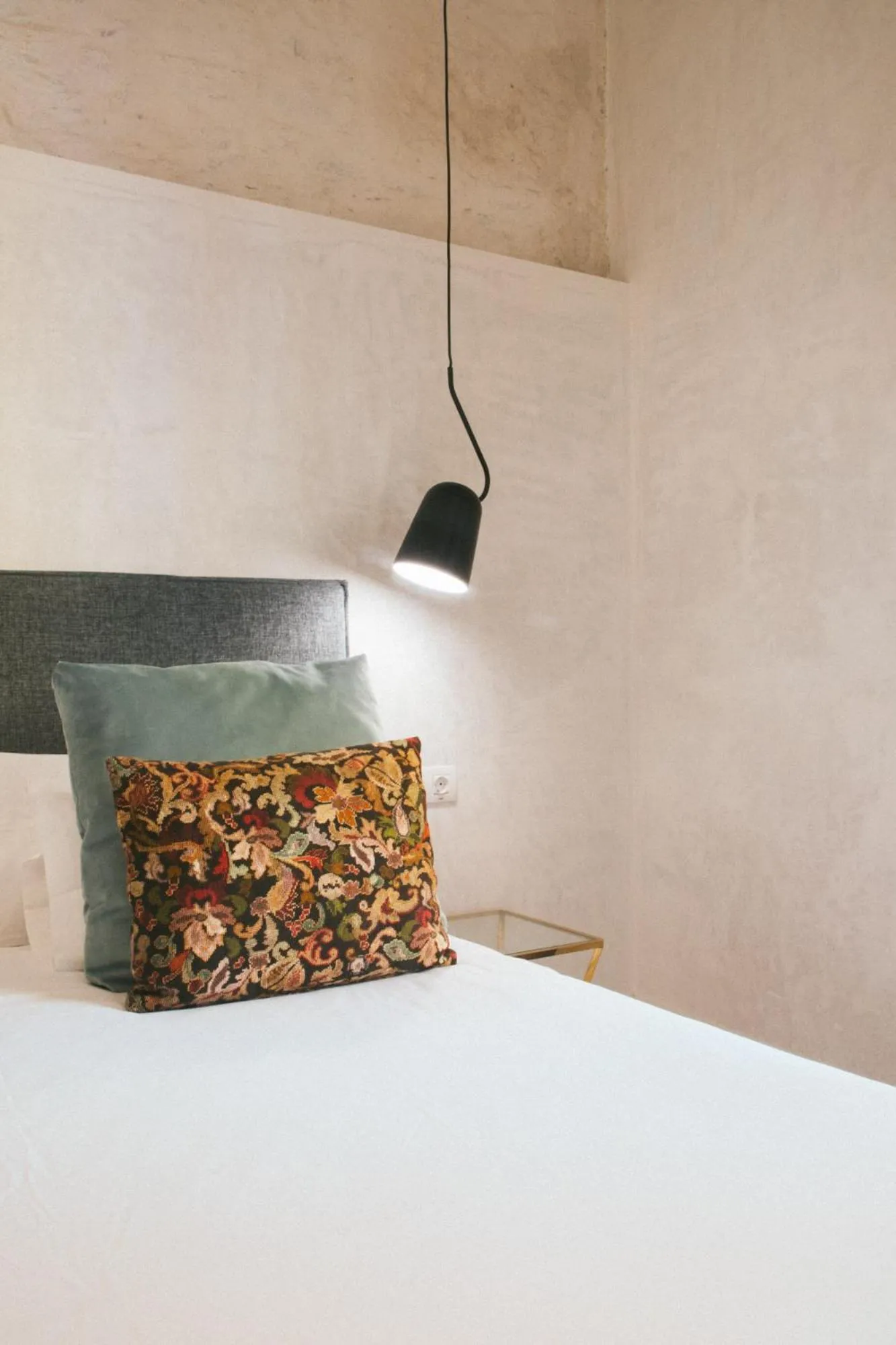 Bed in VEINTIUNO Emblematic Hotels - Adults Only