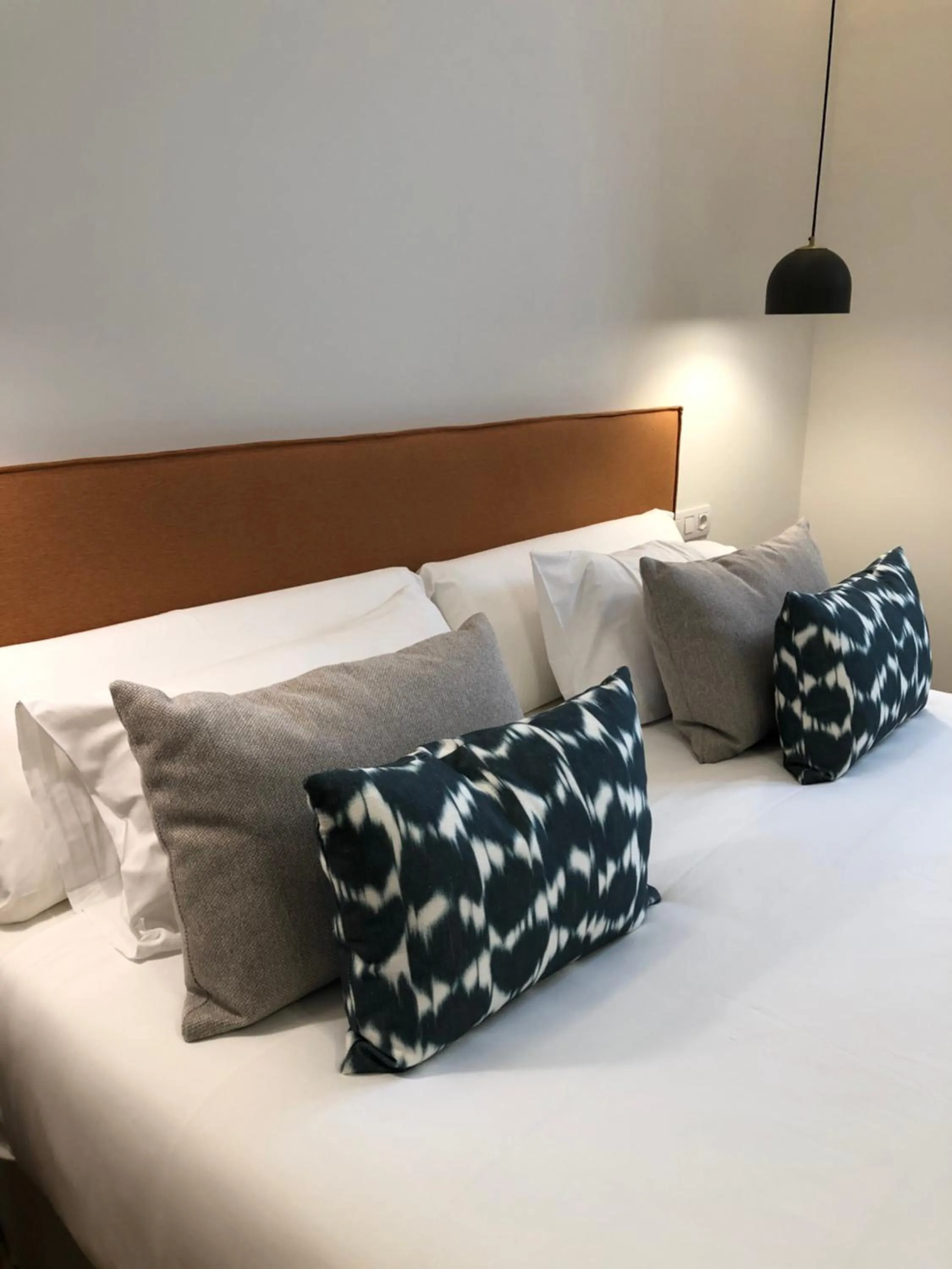 Bed in VEINTIUNO Emblematic Hotels - Adults Only