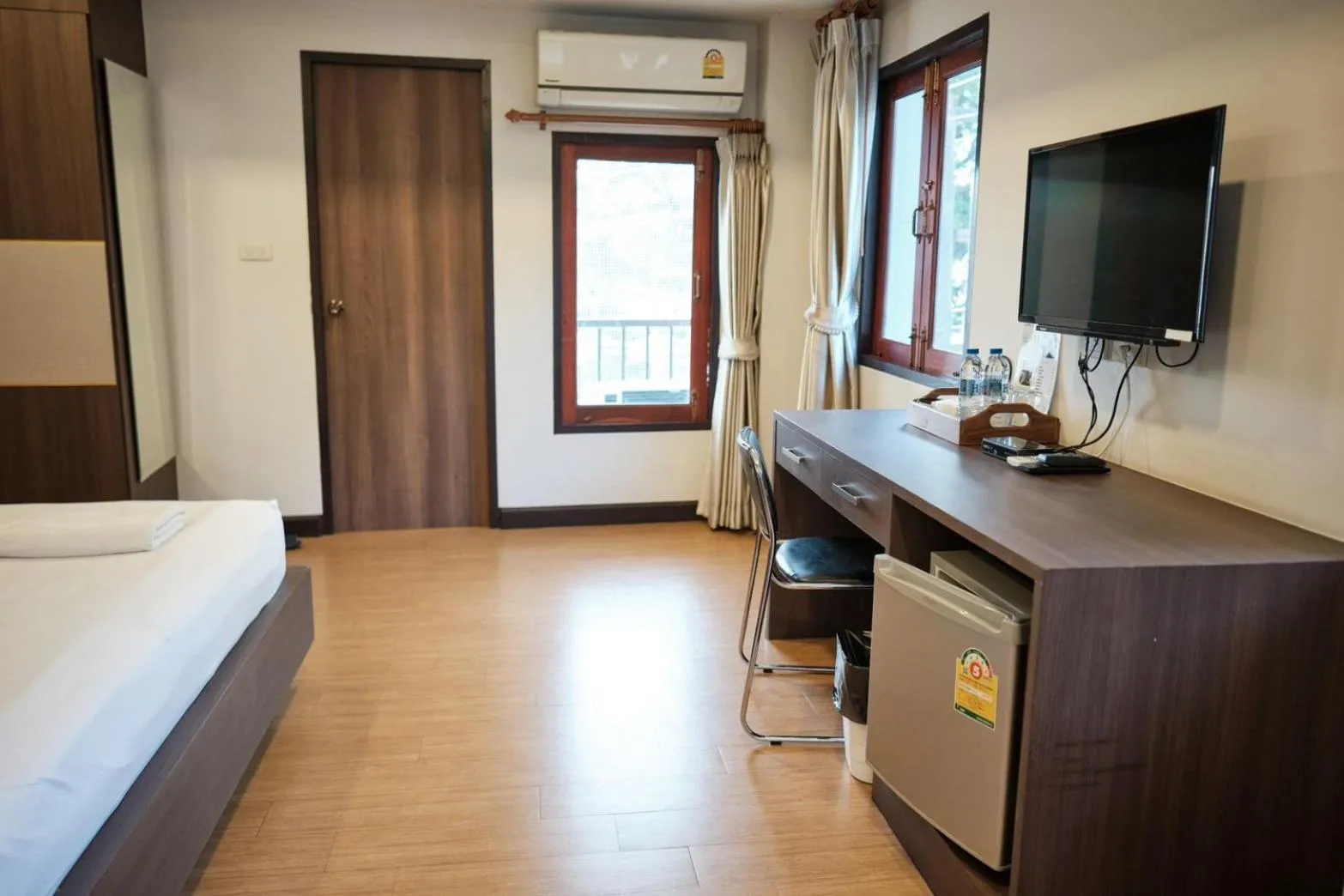 Bedroom in CHORLADA LANNA HOTEL