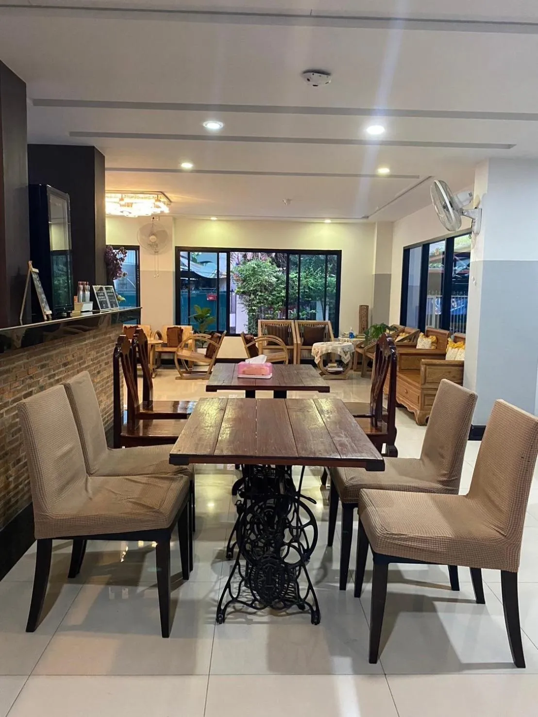 Living room in CHORLADA LANNA HOTEL