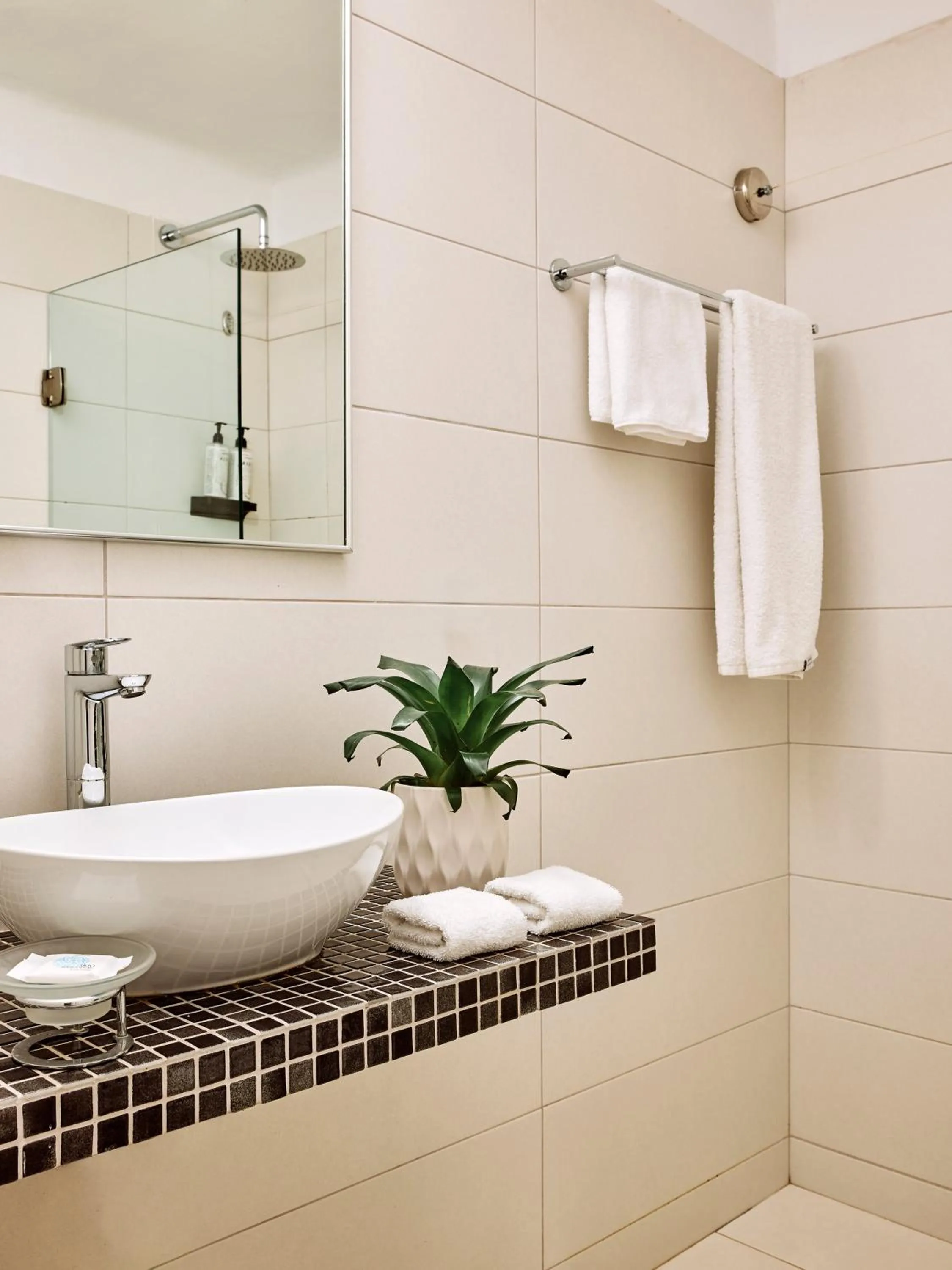 Bathroom in Hotel Adonis