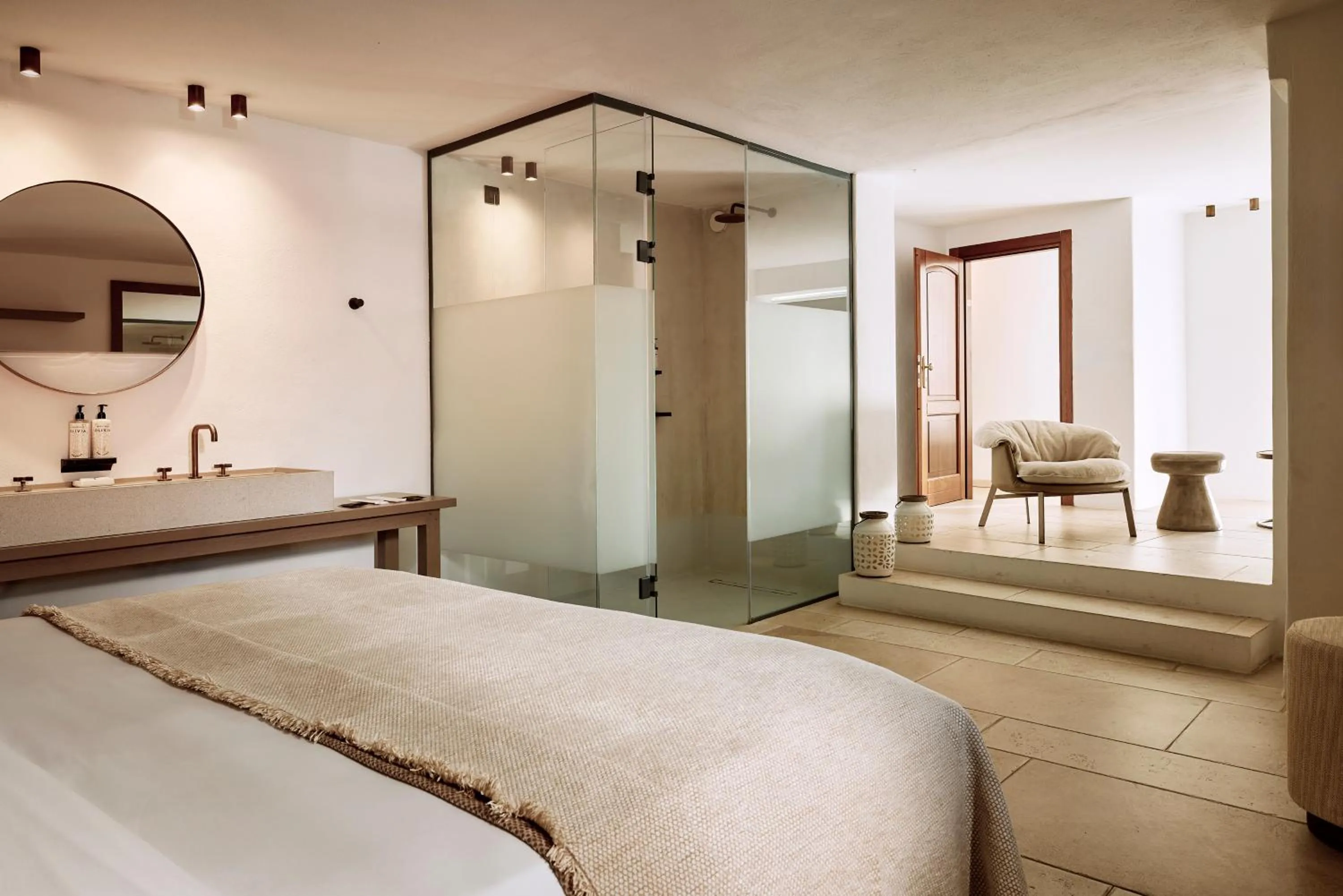 Photo of the whole room, Bed in Hotel Adonis