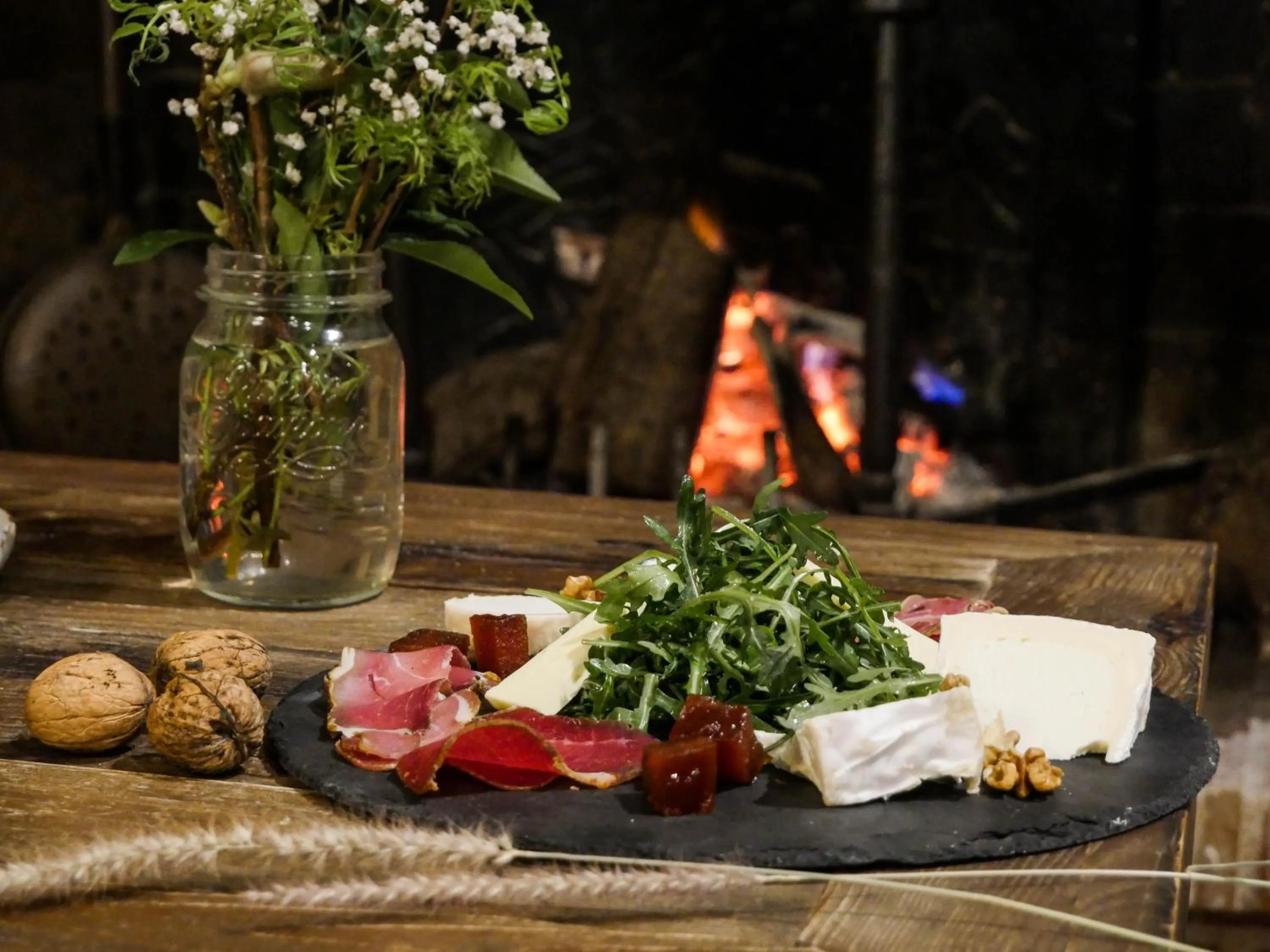 Restaurant/places to eat in Demeures et Châteaux Moulin des Templiers Hôtel & SPA