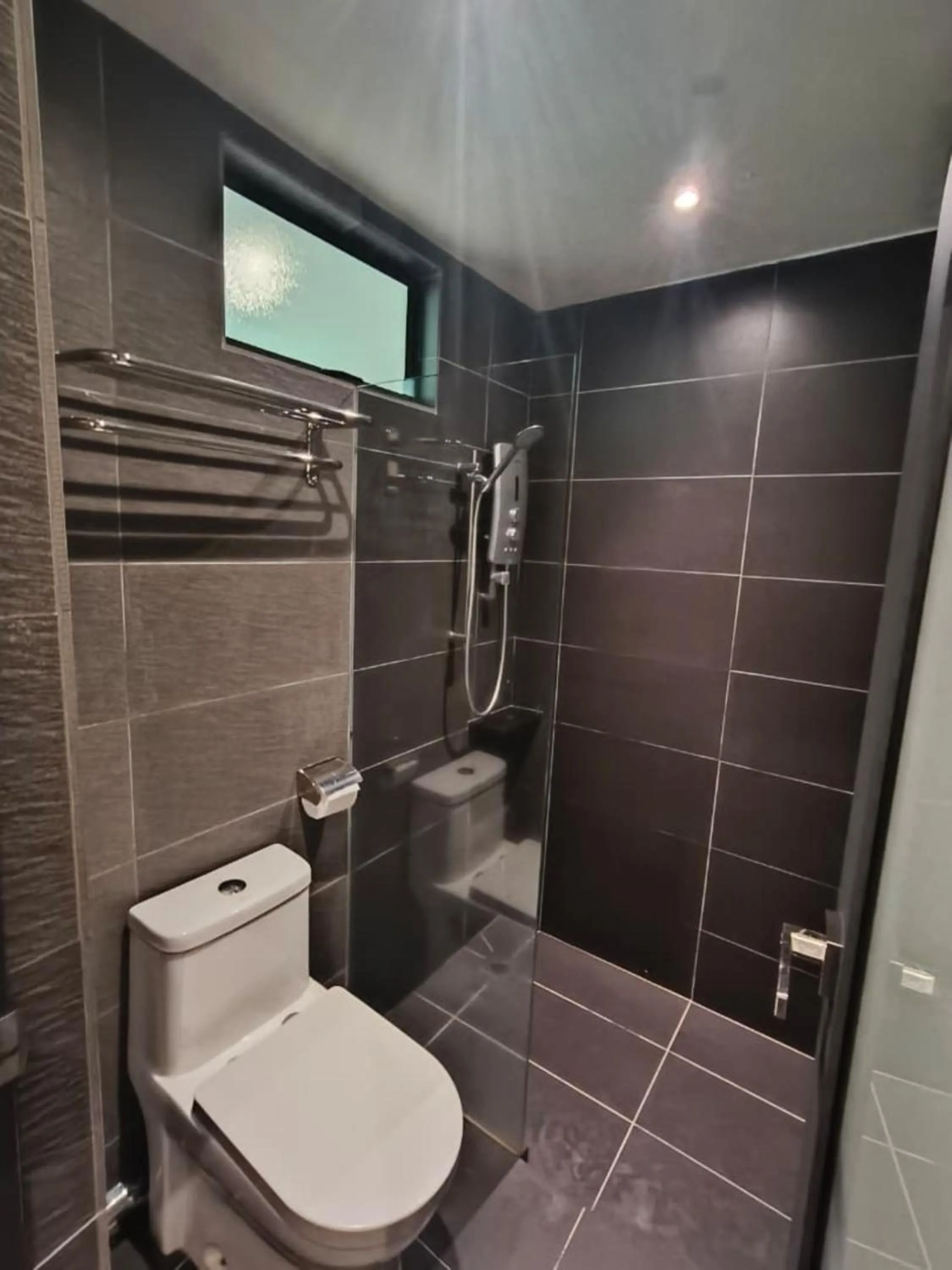 Lilla Waterfall Retreat - Sg Lembing, Kuantan Formerly Known as Casa Hill Resort