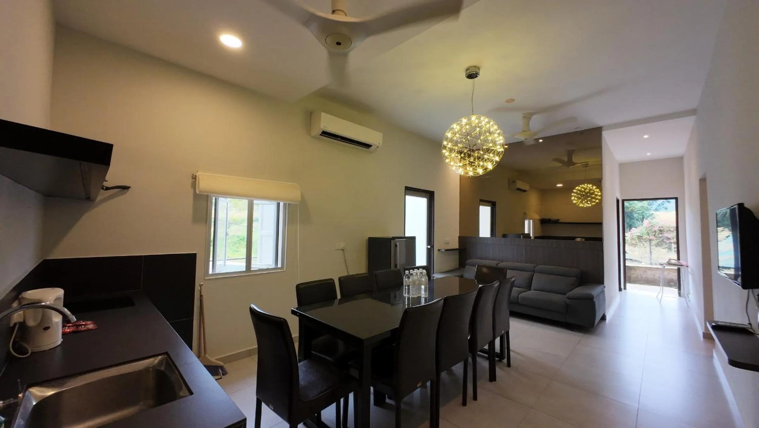 Lilla Waterfall Retreat - Sg Lembing, Kuantan Formerly Known as Casa Hill Resort