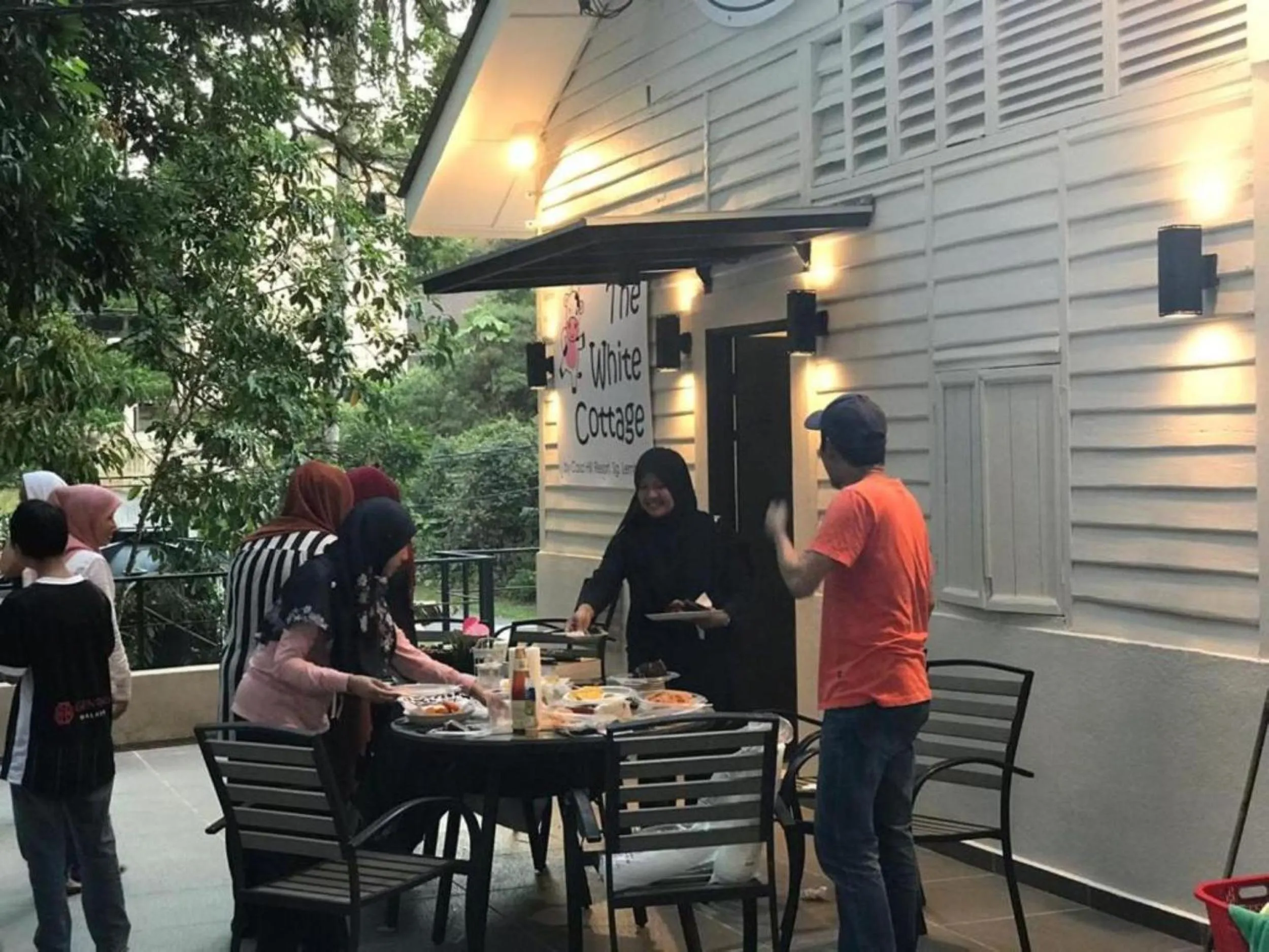 Lilla Waterfall Retreat - Sg Lembing, Kuantan Formerly Known as Casa Hill Resort