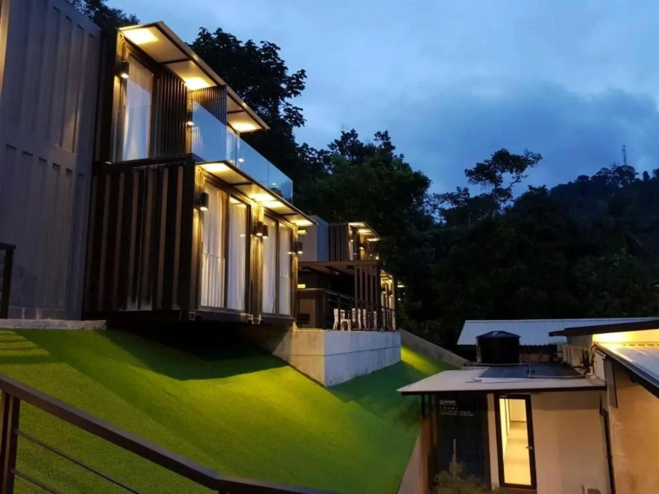 Lilla Waterfall Retreat - Sg Lembing, Kuantan Formerly Known as Casa Hill Resort