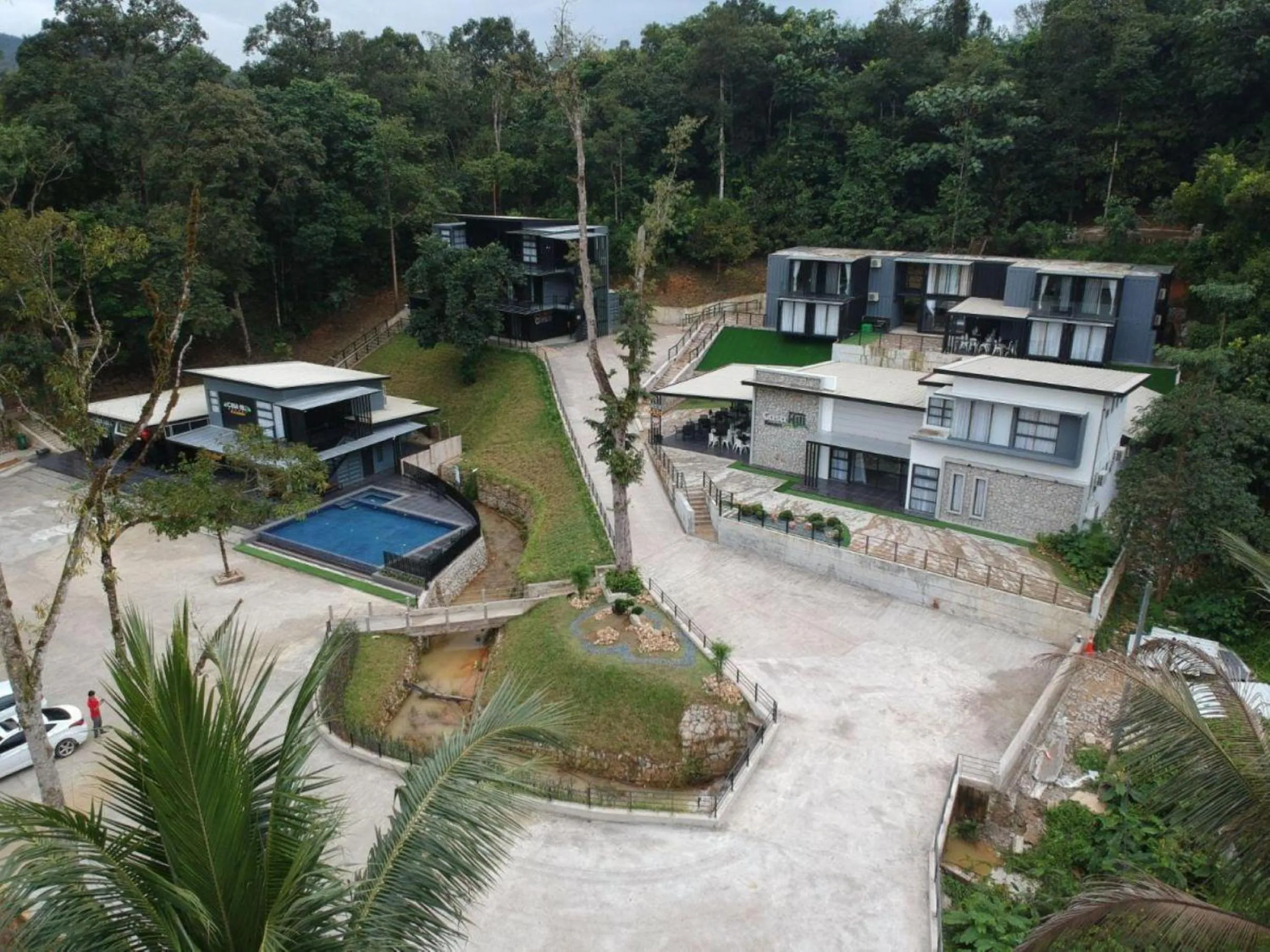 Lilla Waterfall Retreat - Sg Lembing, Kuantan Formerly Known as Casa Hill Resort