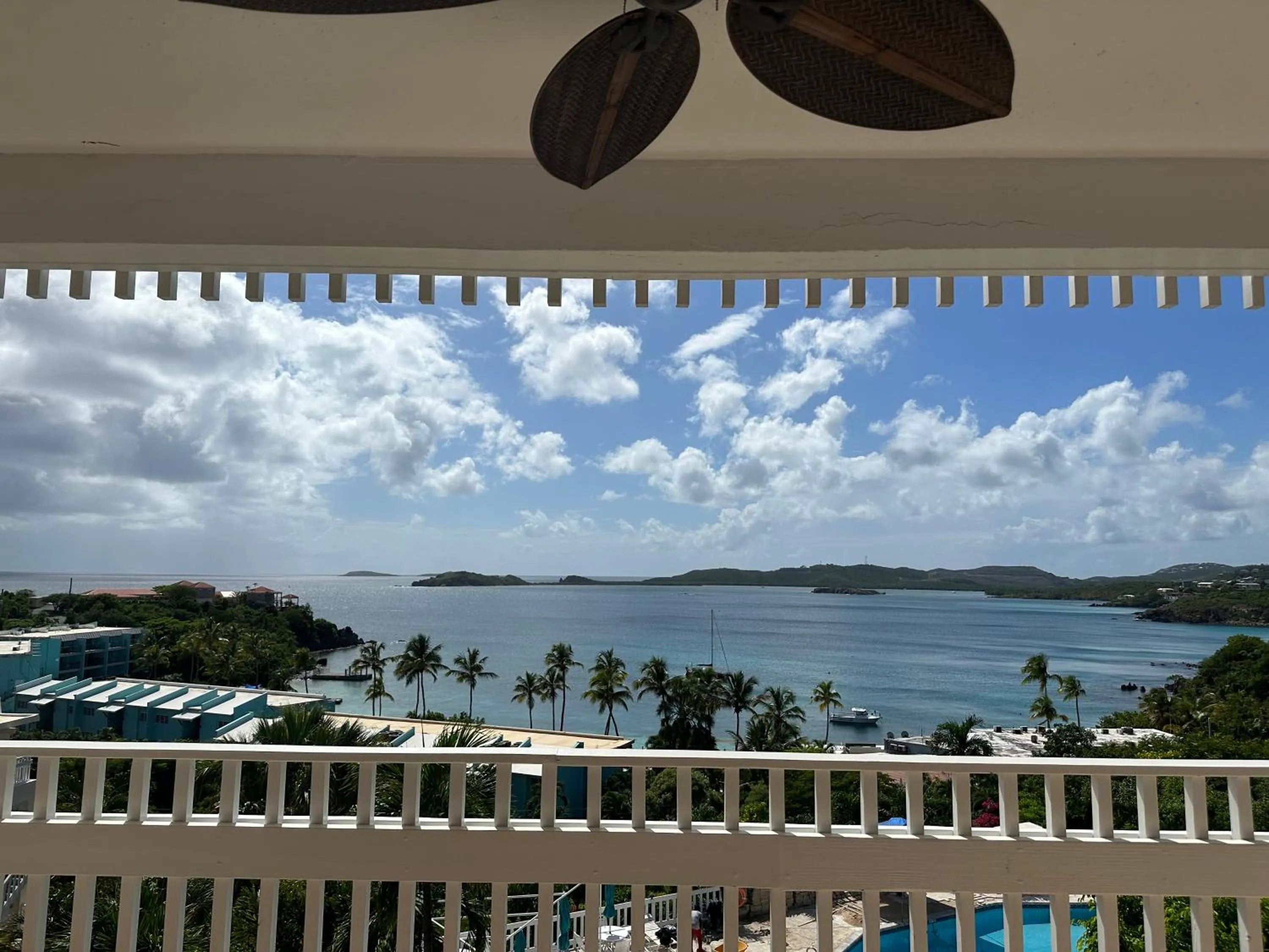Balcony/Terrace in Secret Harbour Beach Resort
