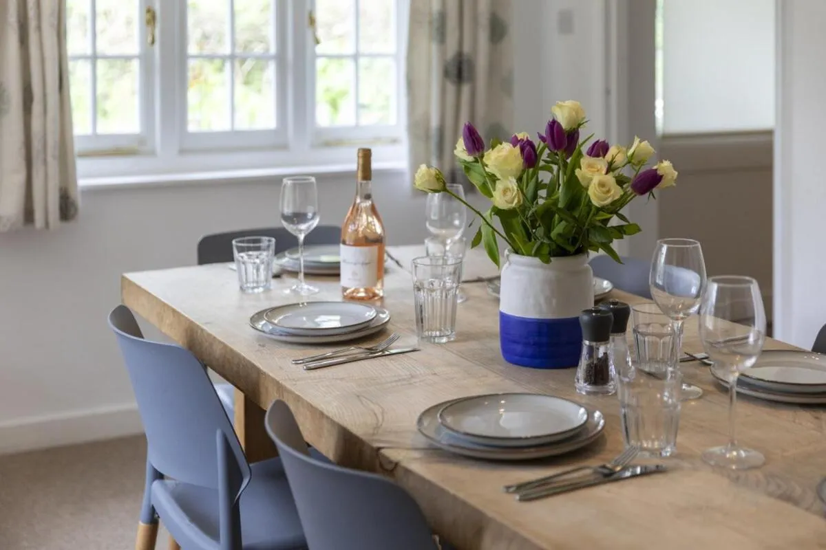 Danny Lodge - Country Cottage Near Brighton by Huluki Sussex Stays