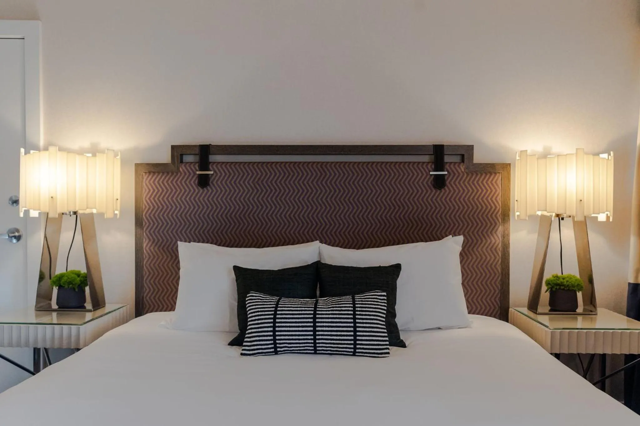 Photo of the whole room, Bed in Kimpton Hotel Palomar Philadelphia by IHG