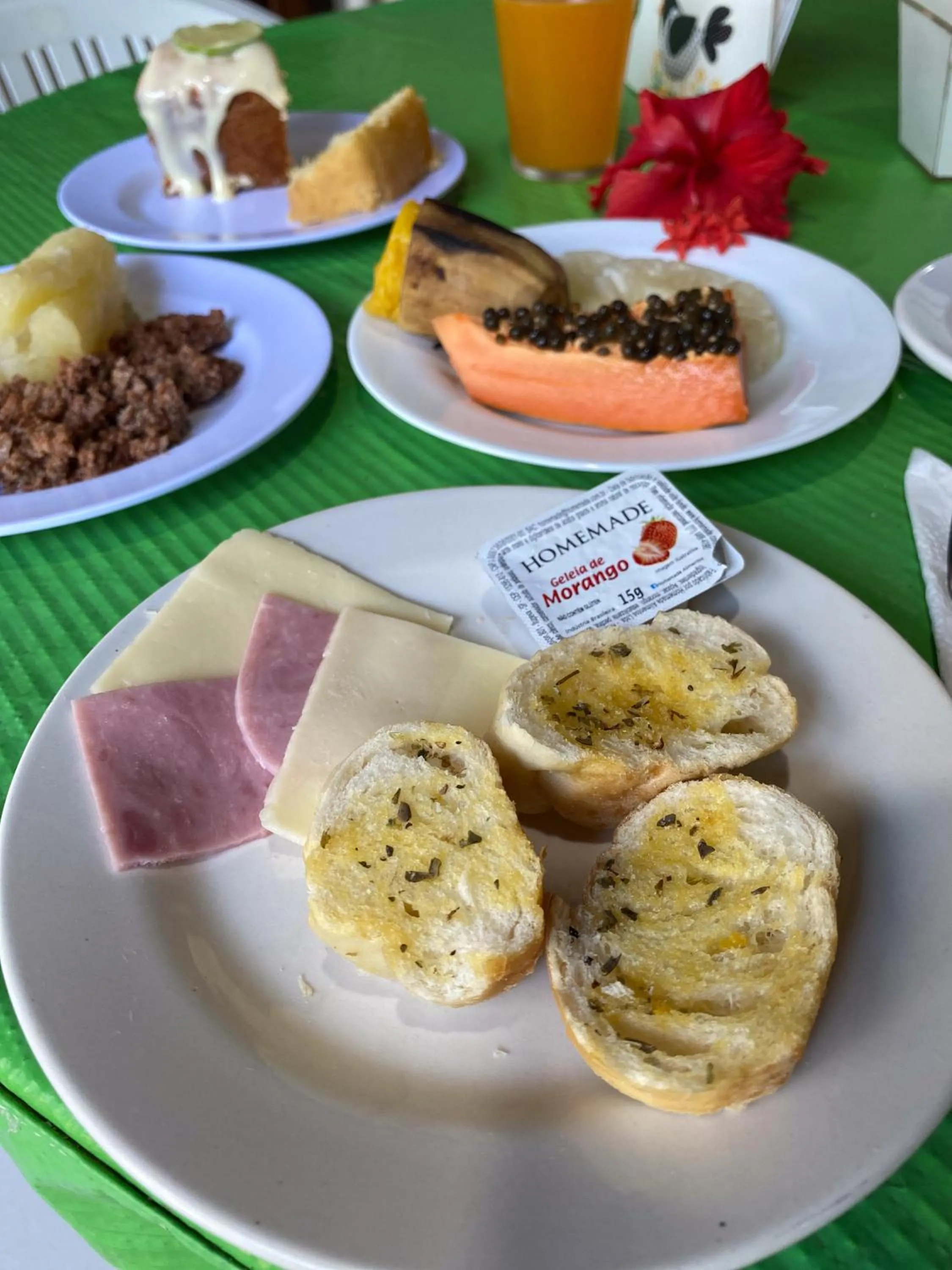 Breakfast in Pousada Porto de Amigos