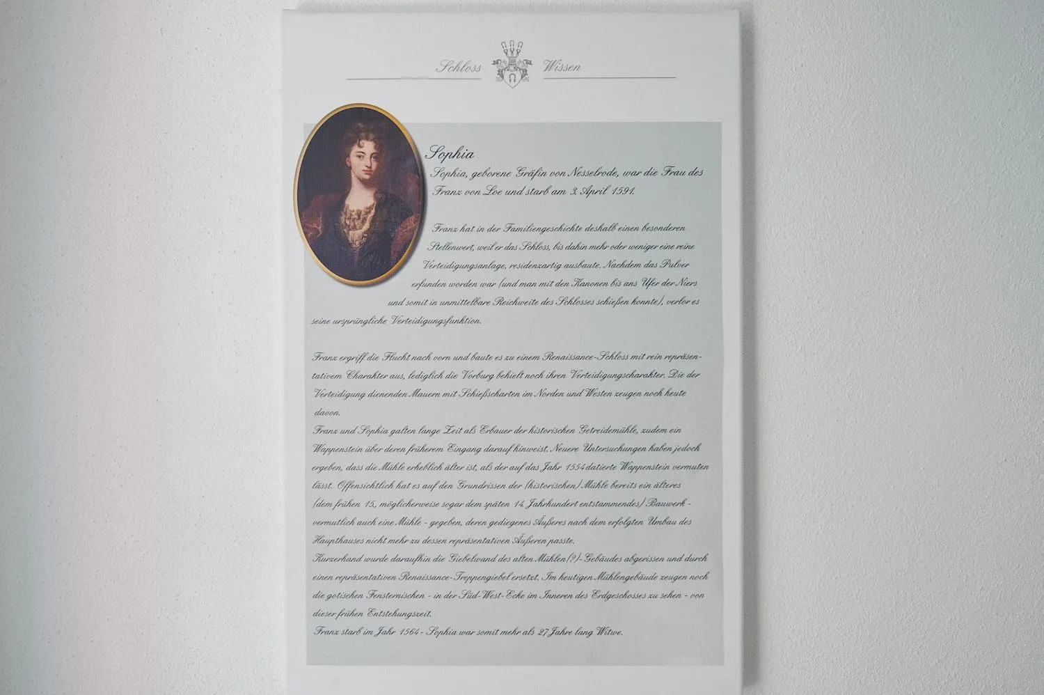 Text overlay in Schloss Wissen