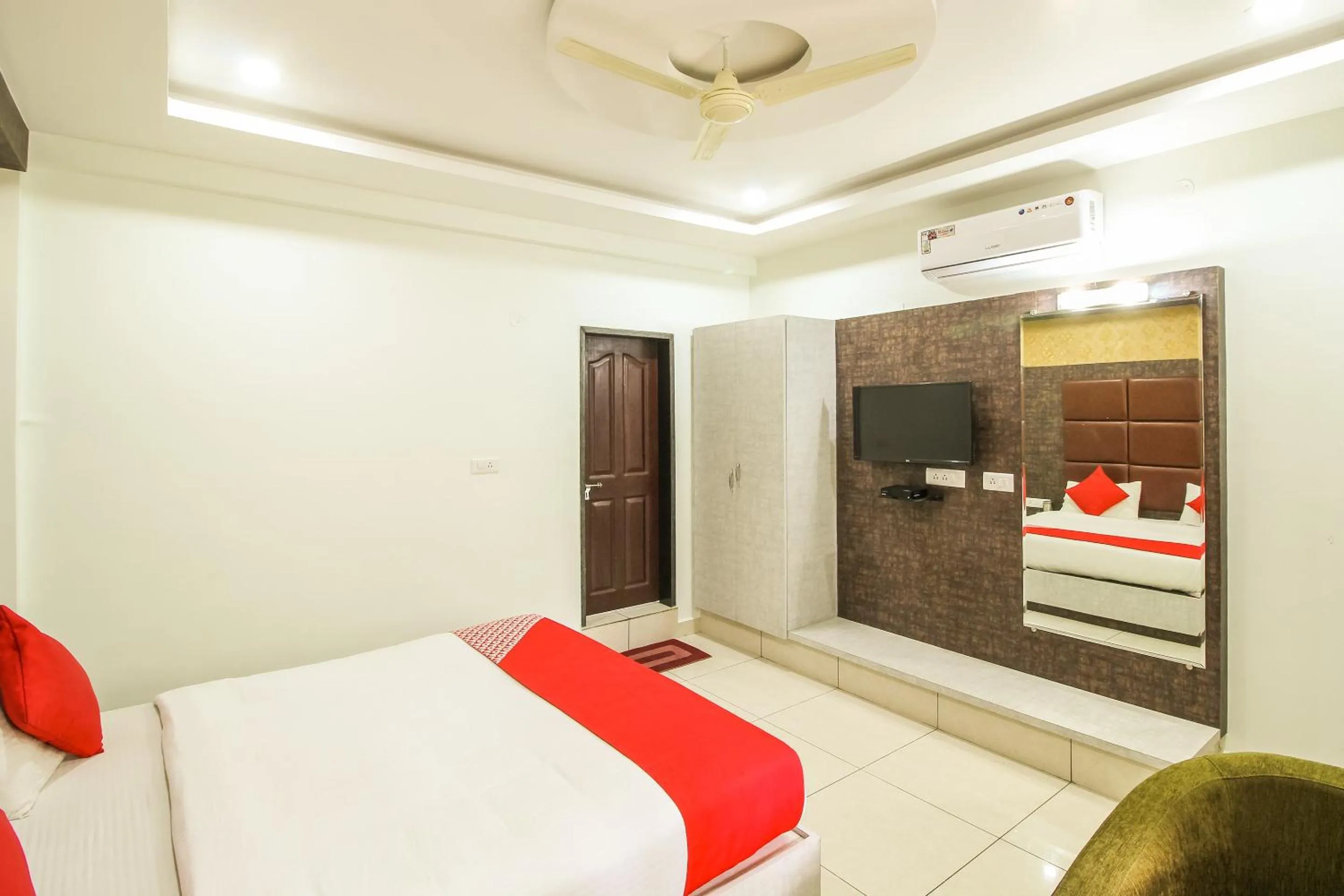 Bedroom, Bed in Hotel O Eagle Fantasy