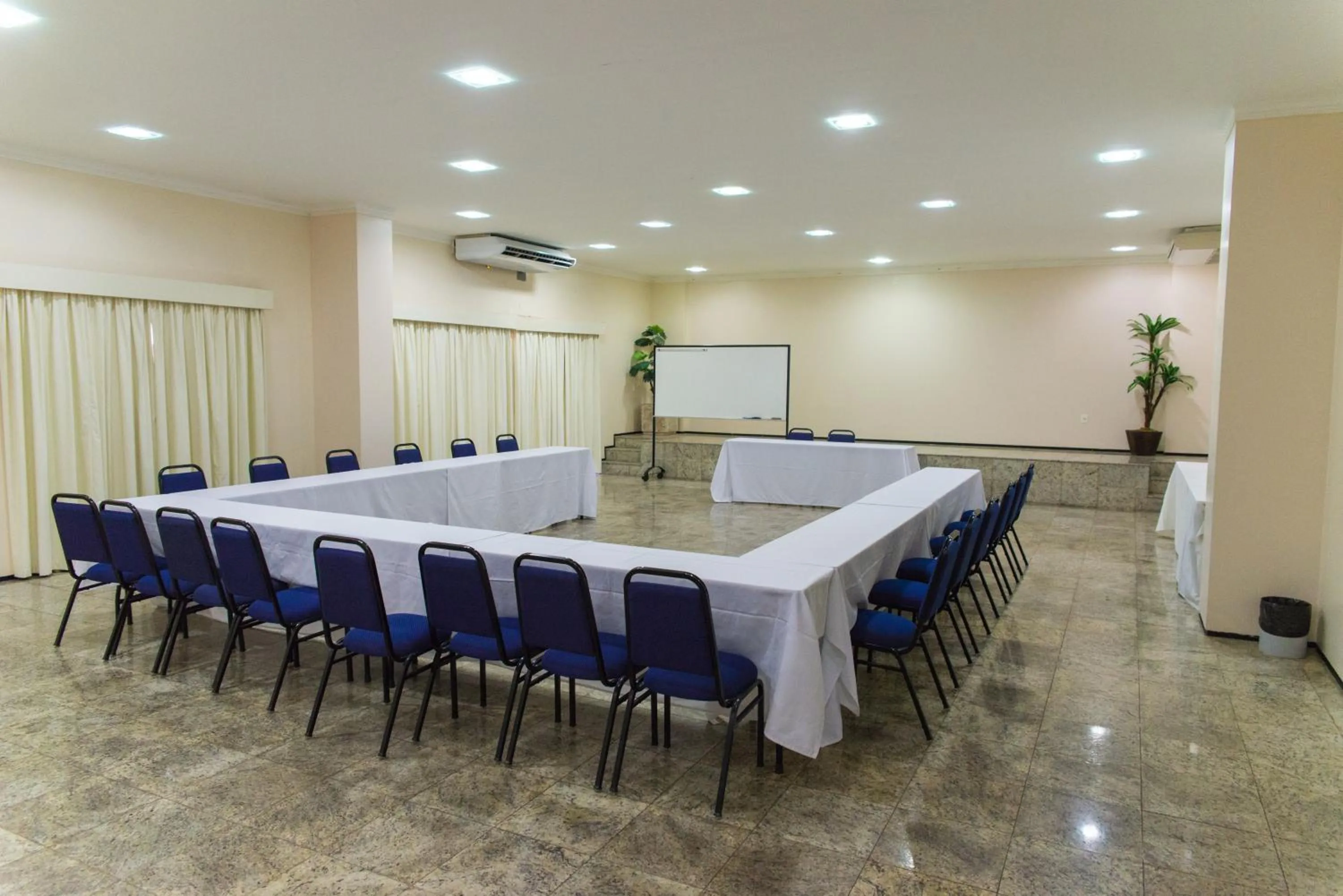 Banquet/Function facilities in Costa Atlantico Hotel