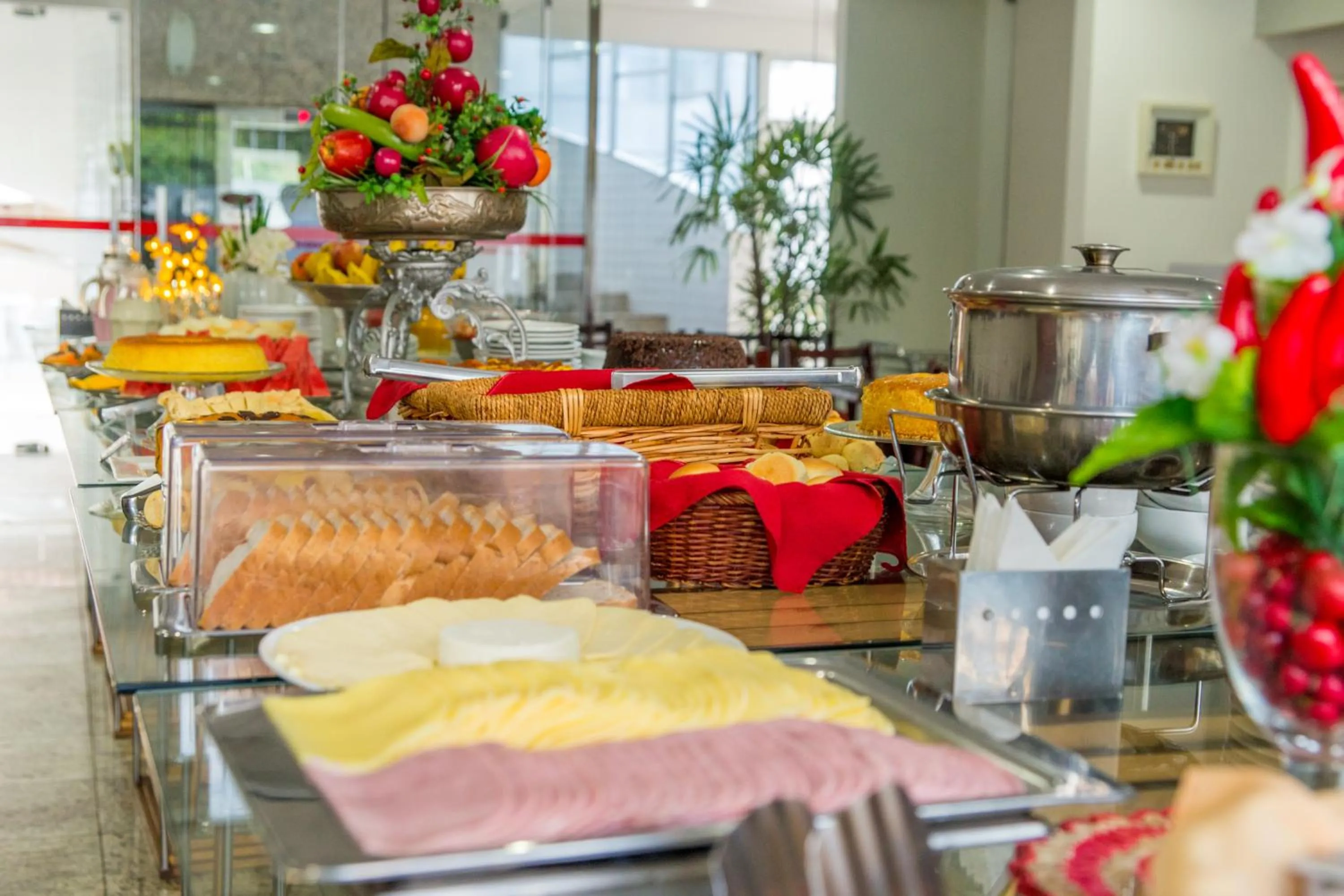Buffet breakfast in Costa Atlantico Hotel