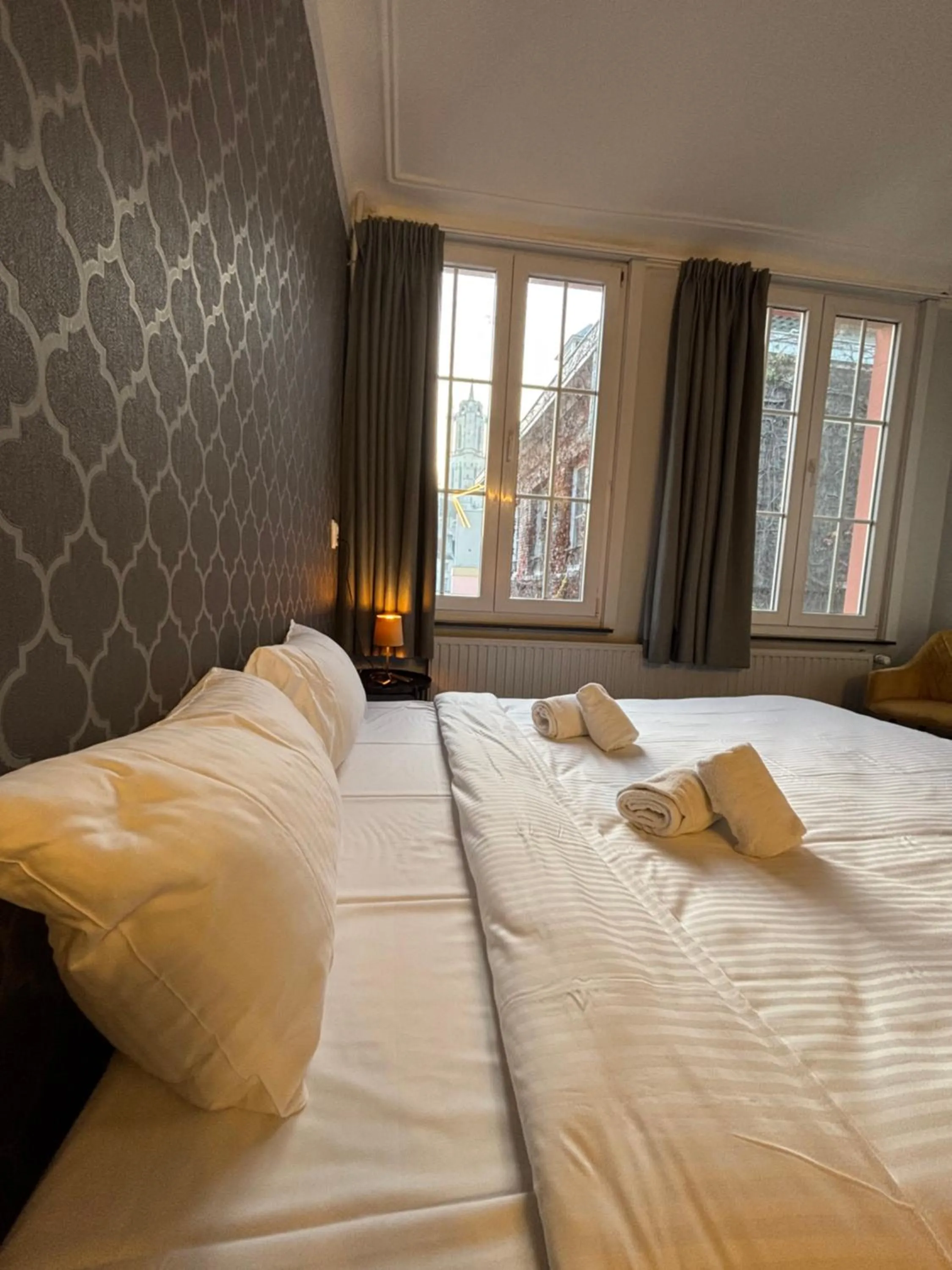 Bedroom, Bed in Flandria Hotel Gent Centrum