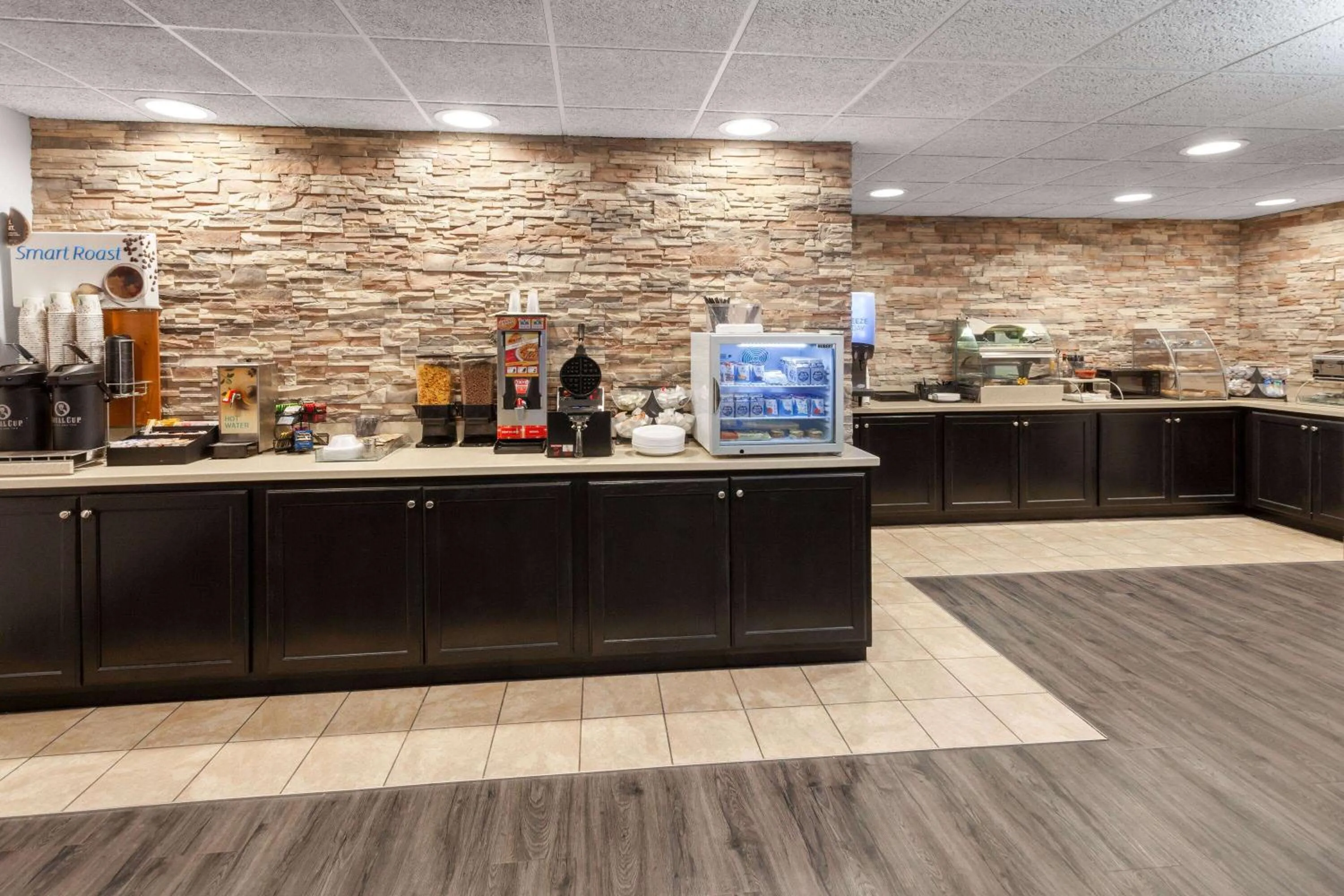 Breakfast in Links Bos Landen Hotel & Spa of Pella, Trademark by Wyndham