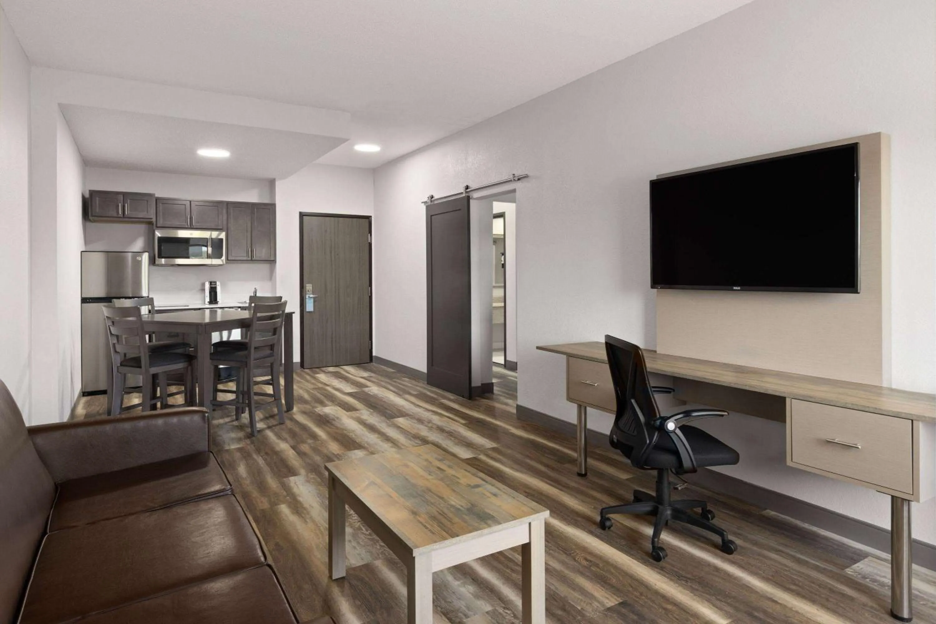 Photo of the whole room in Links Bos Landen Hotel & Spa of Pella, Trademark by Wyndham