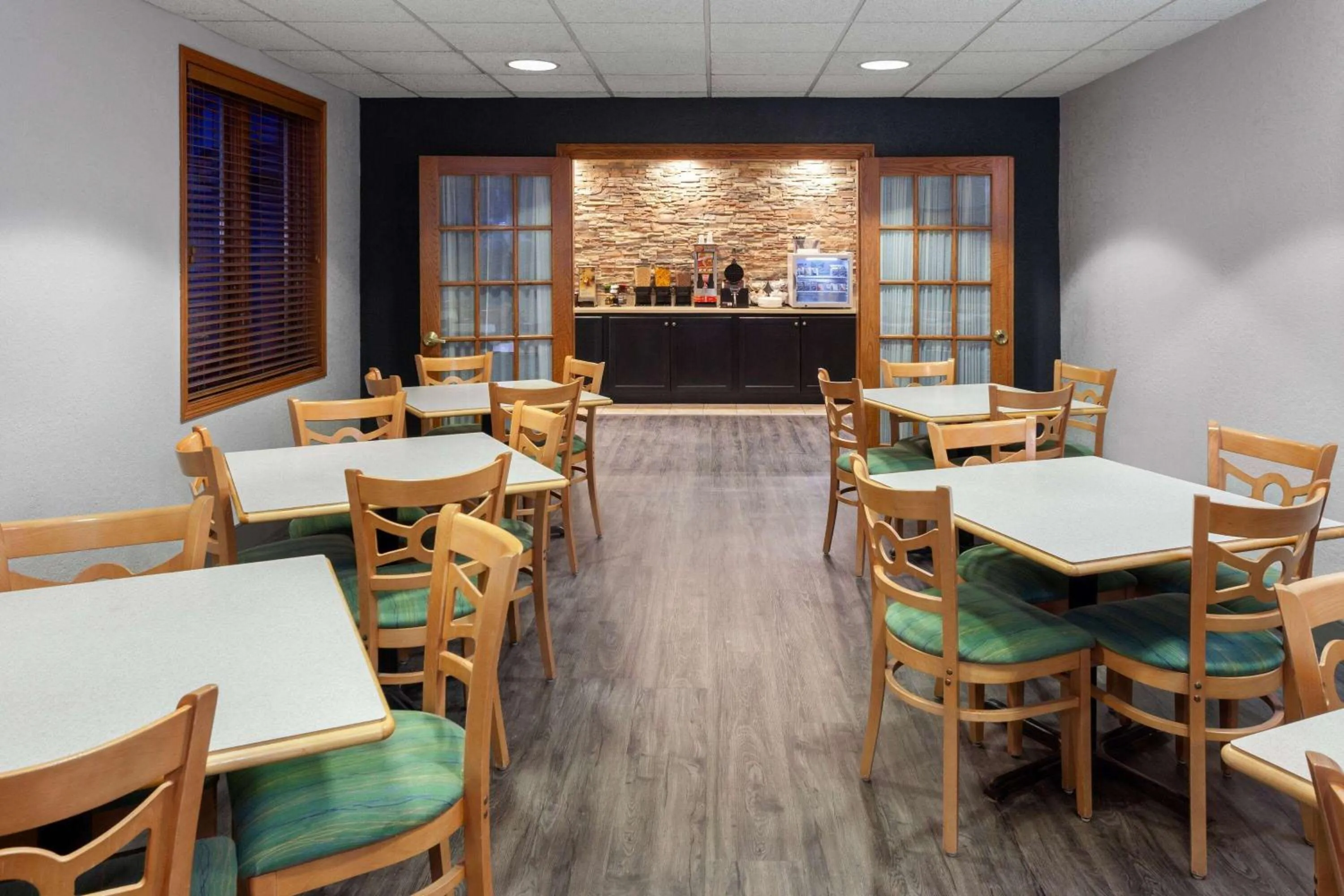 Breakfast in Links Bos Landen Hotel & Spa of Pella, Trademark by Wyndham