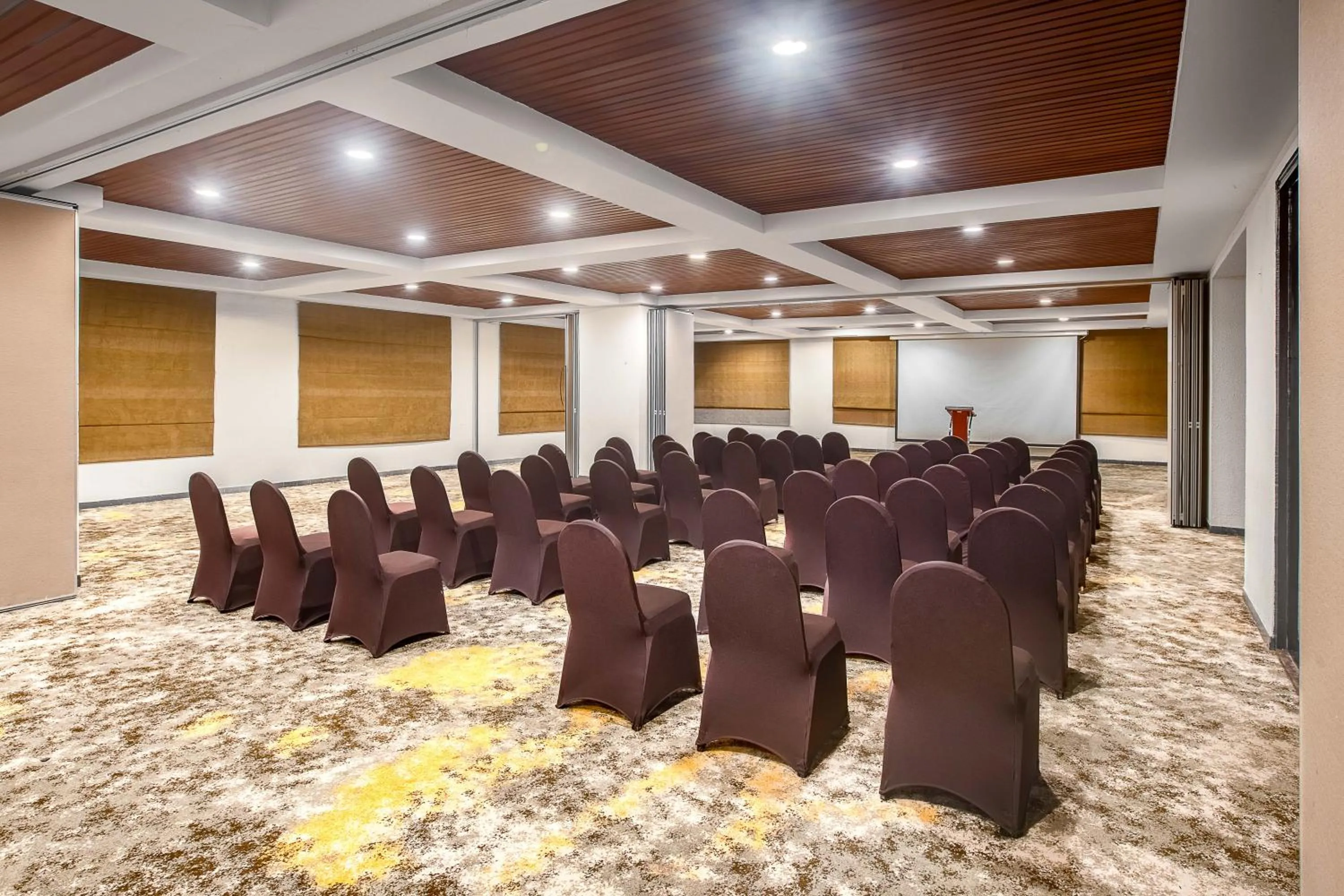 Meeting/conference room in Aryaduta Manado