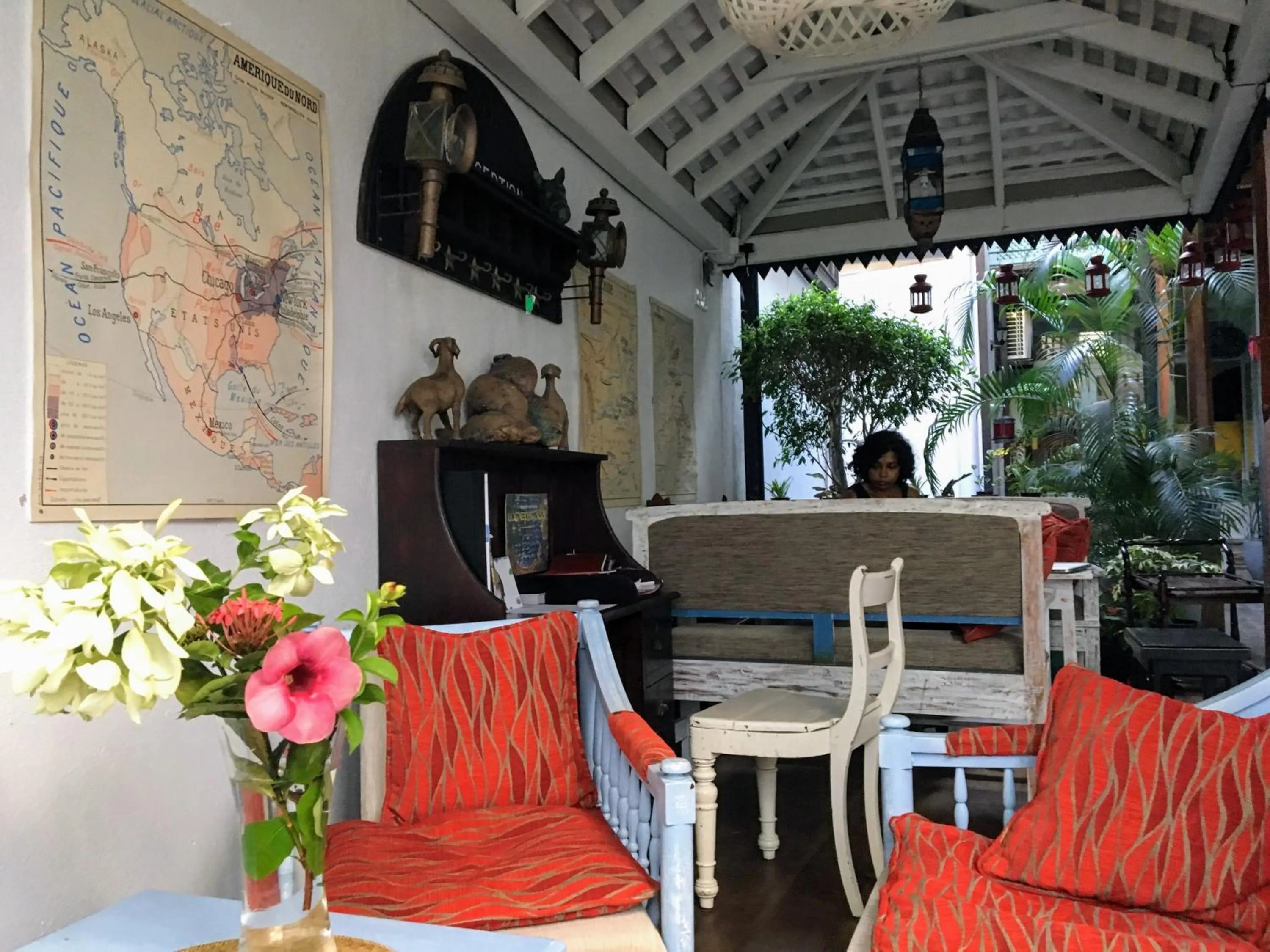 Patio in LE JARDIN DU FORT - GALLE